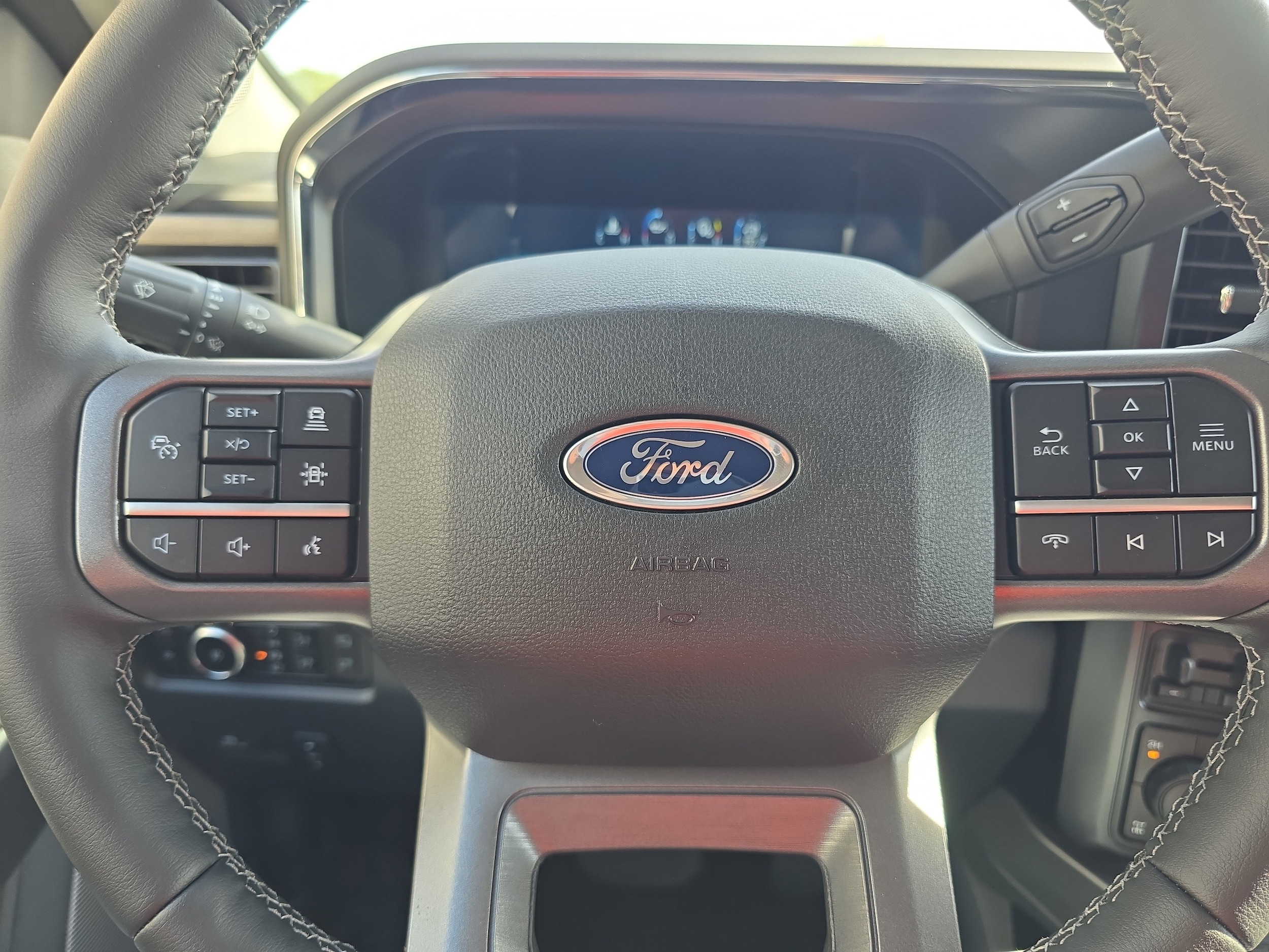 2026 Ford F-350 Super Duty Lariat - Photo 16