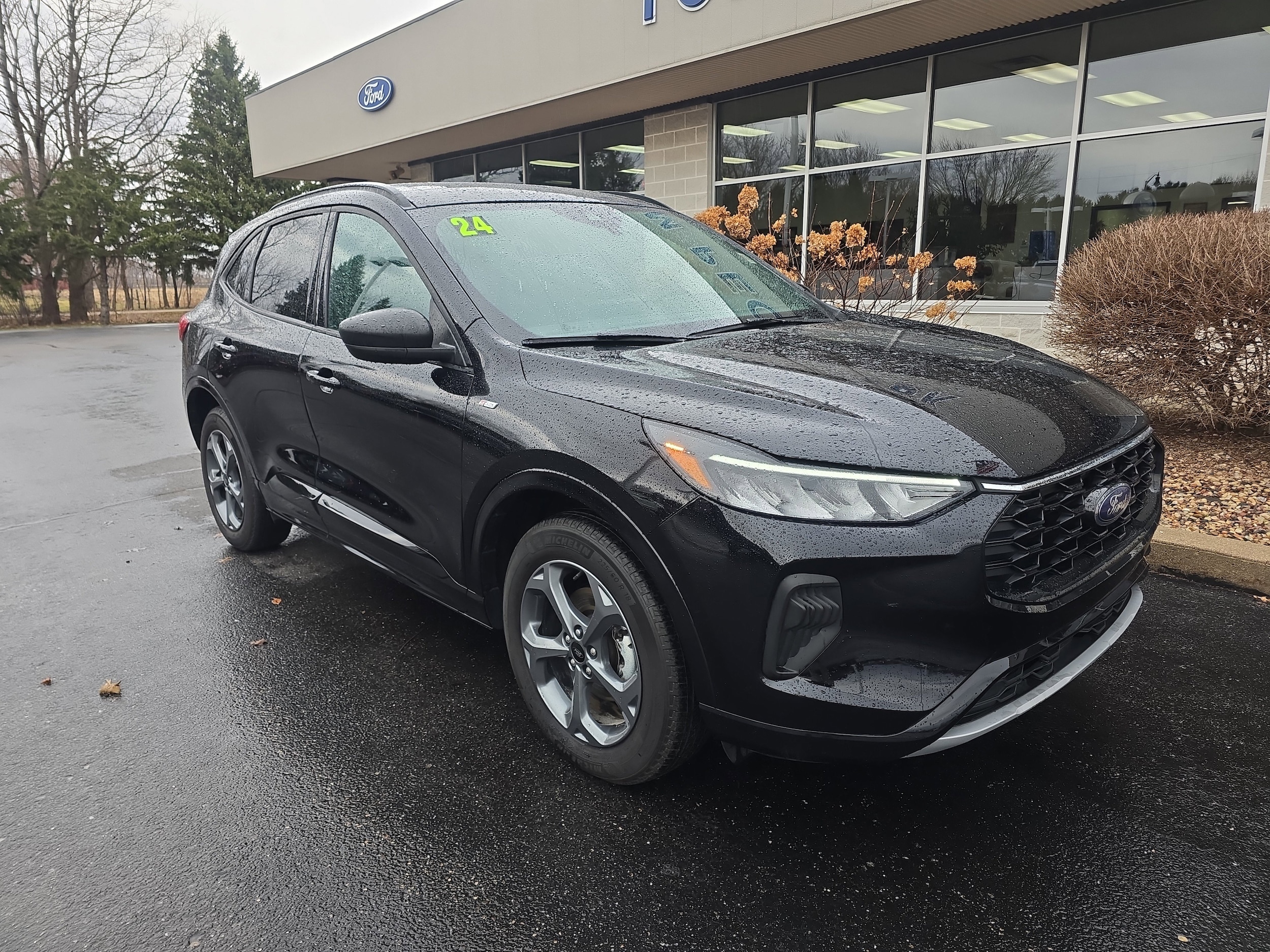 2024 Ford Escape ST-Line AWD's photo