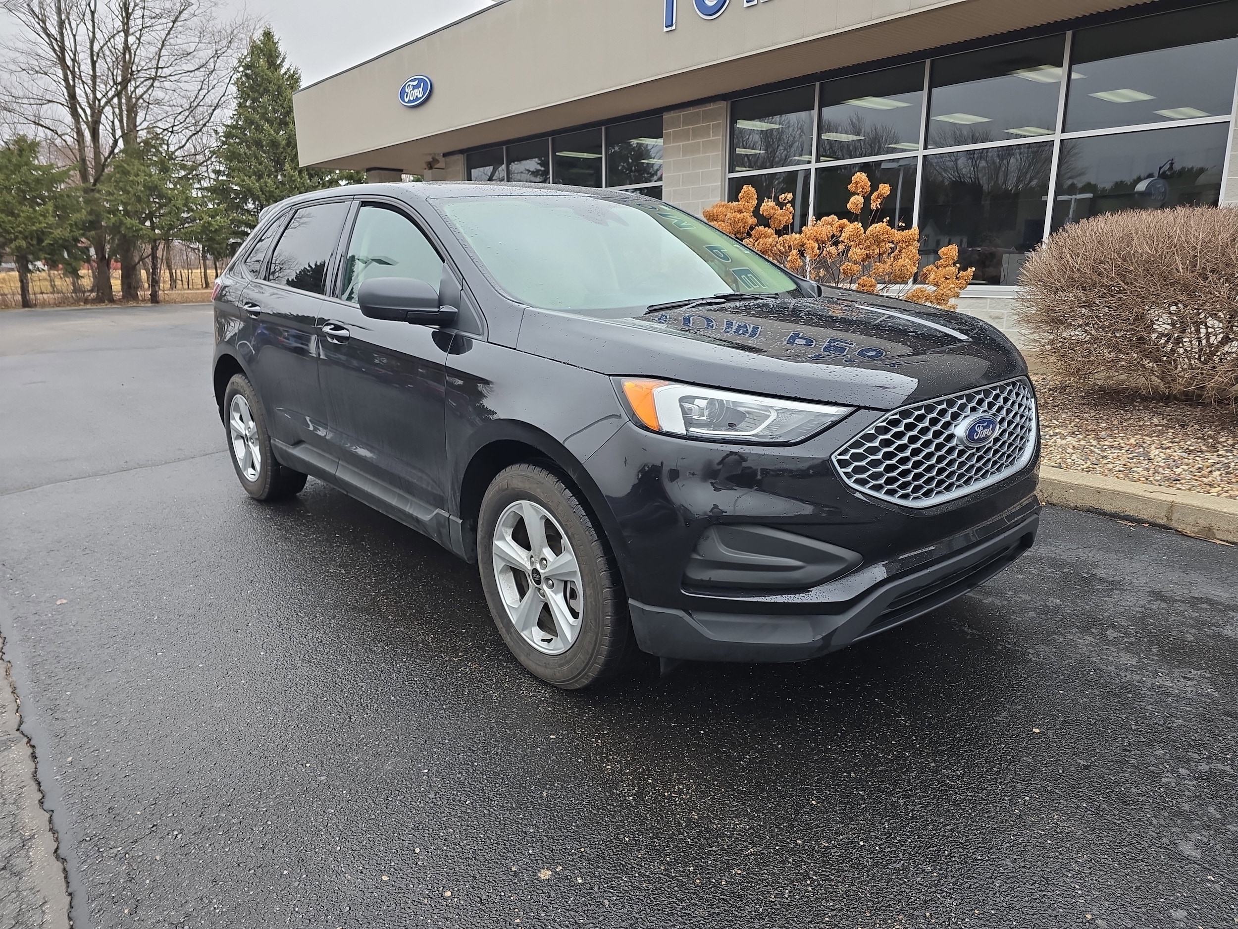 2024 Ford Edge SE