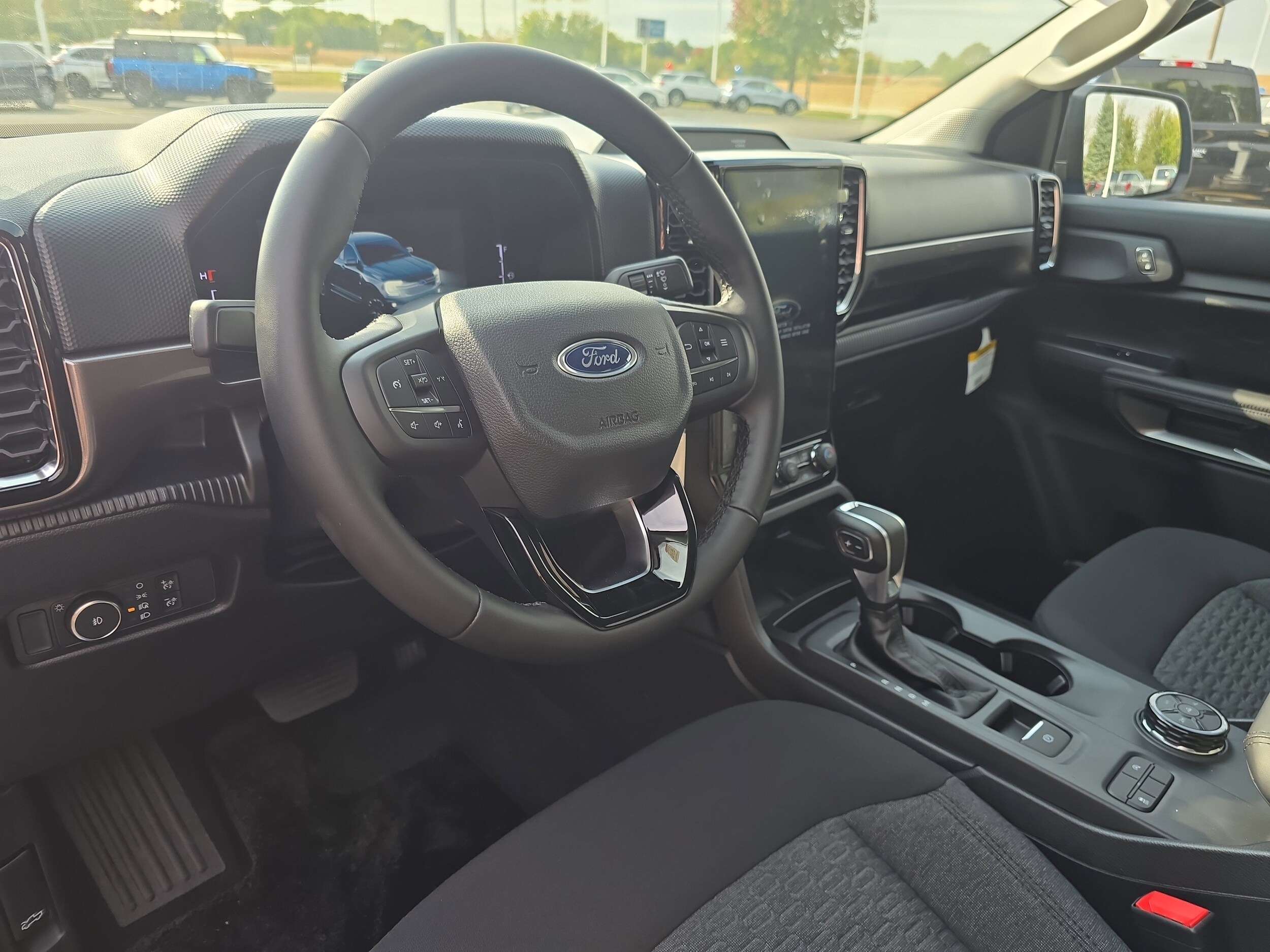2025 Ford Ranger XLT - Photo 10