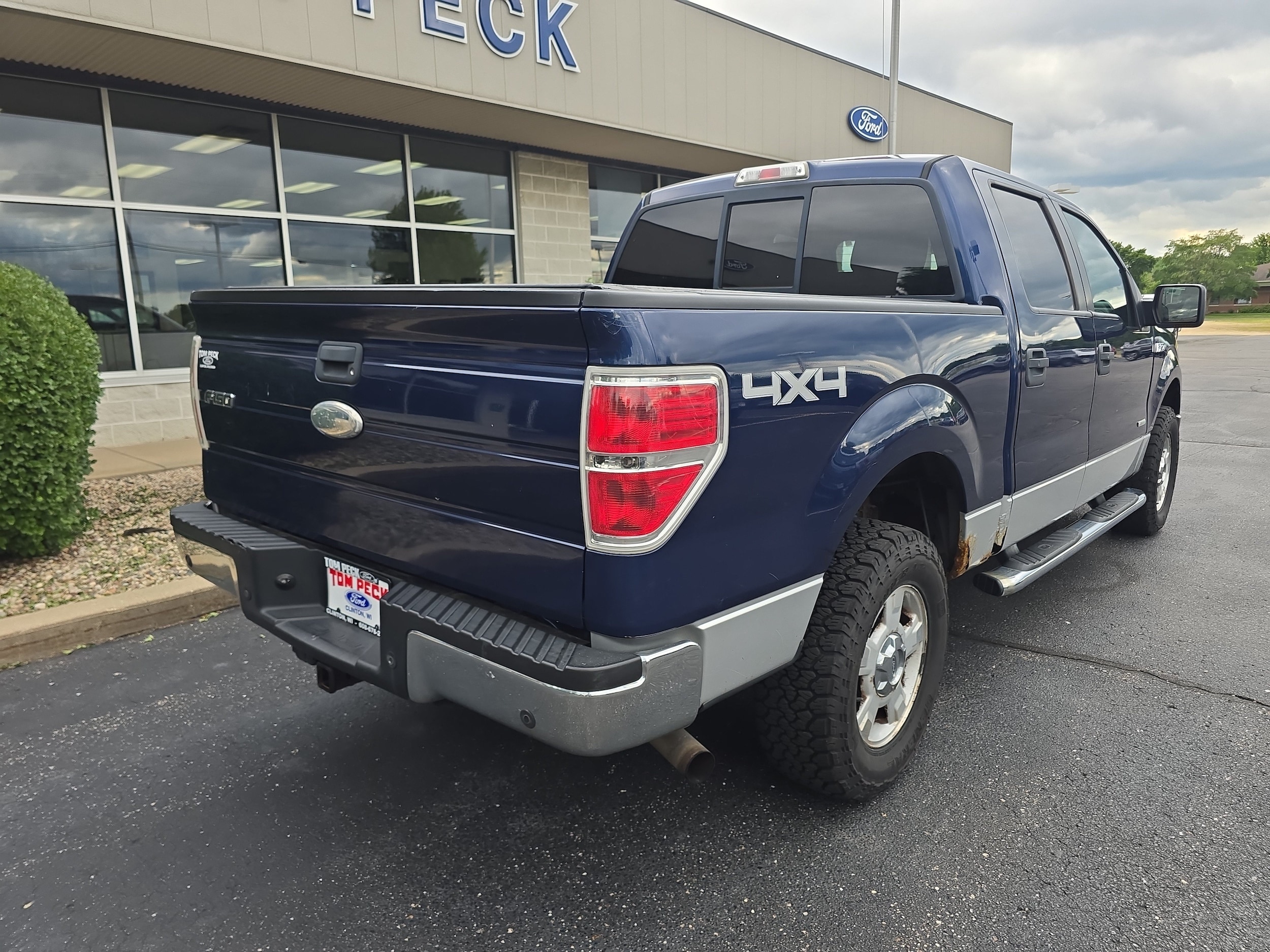 Used 2011 Ford F-150 XLT with VIN 1FTFW1ET0BFB53320 for sale in Clinton, WI