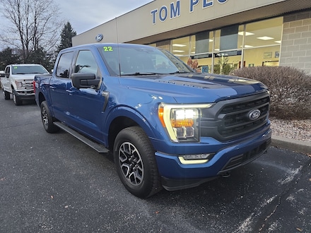 2022 Ford F-150 XLT Truck SuperCrew Cab