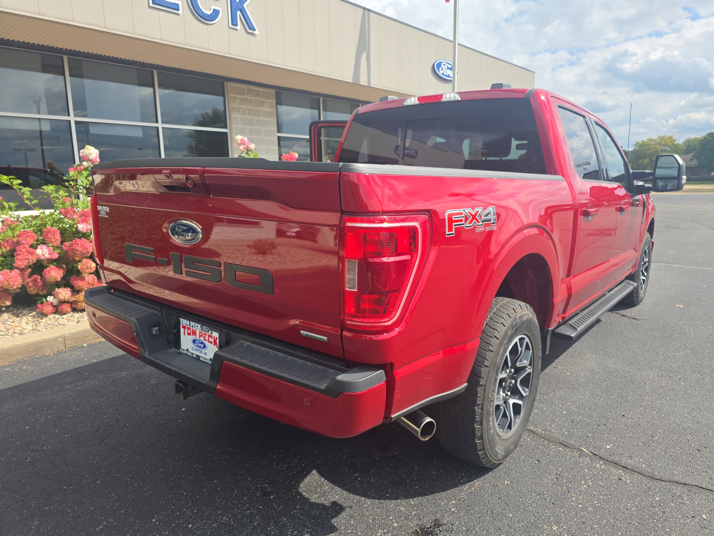 2022 Ford F-150 XLT photo 3