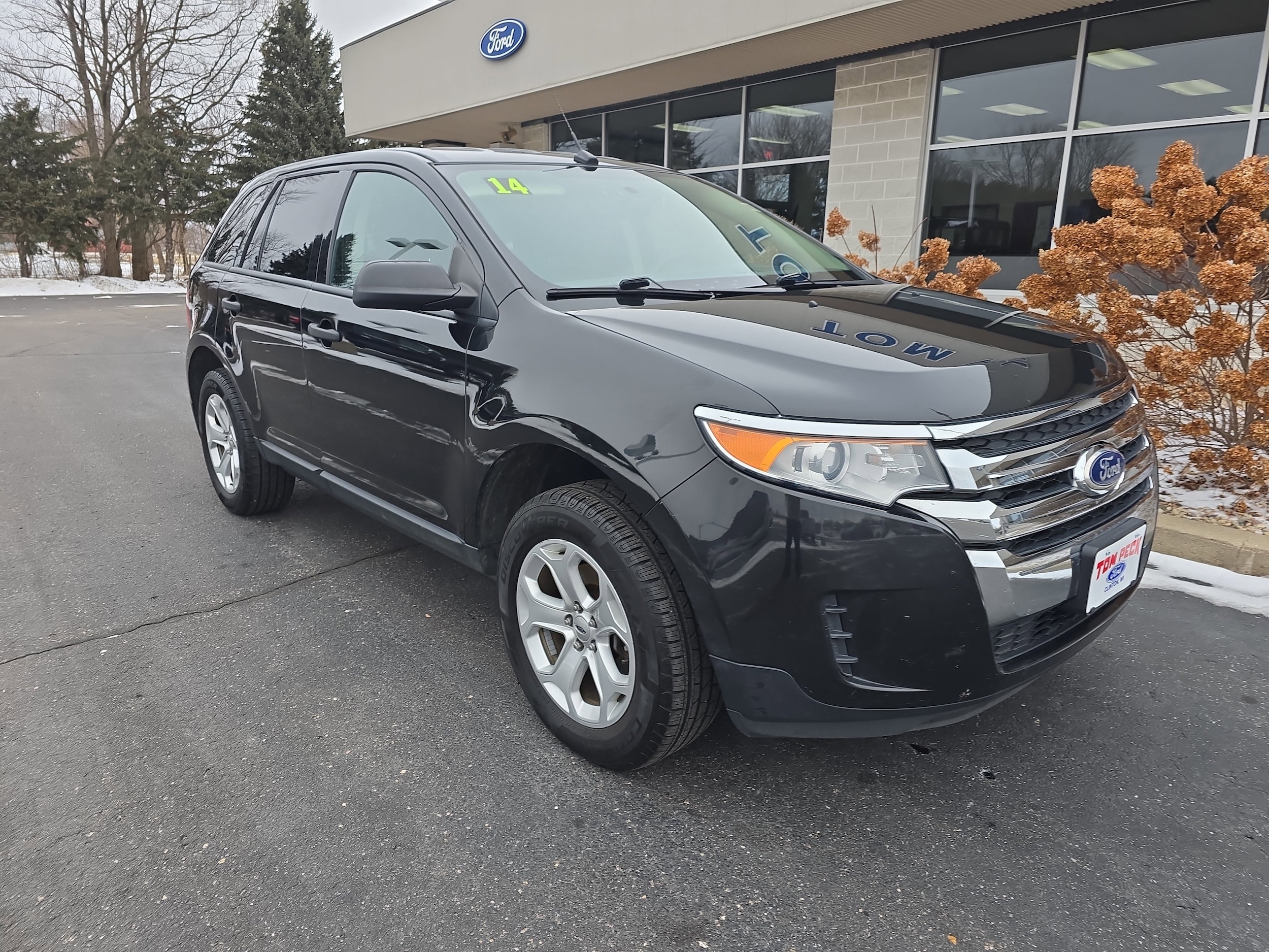 2014 Ford Edge SE's photo