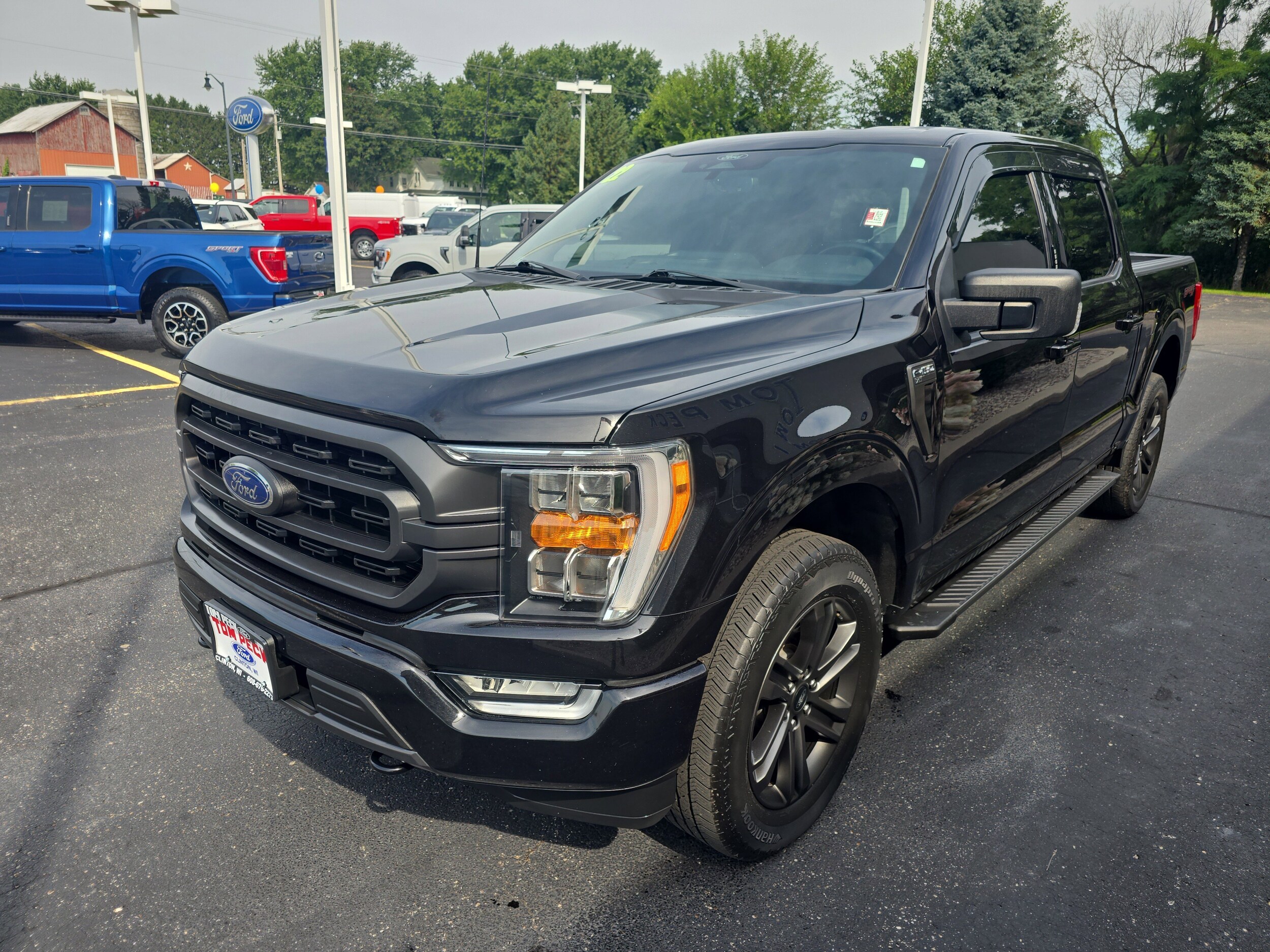 2022 Ford F-150 XLT photo 3