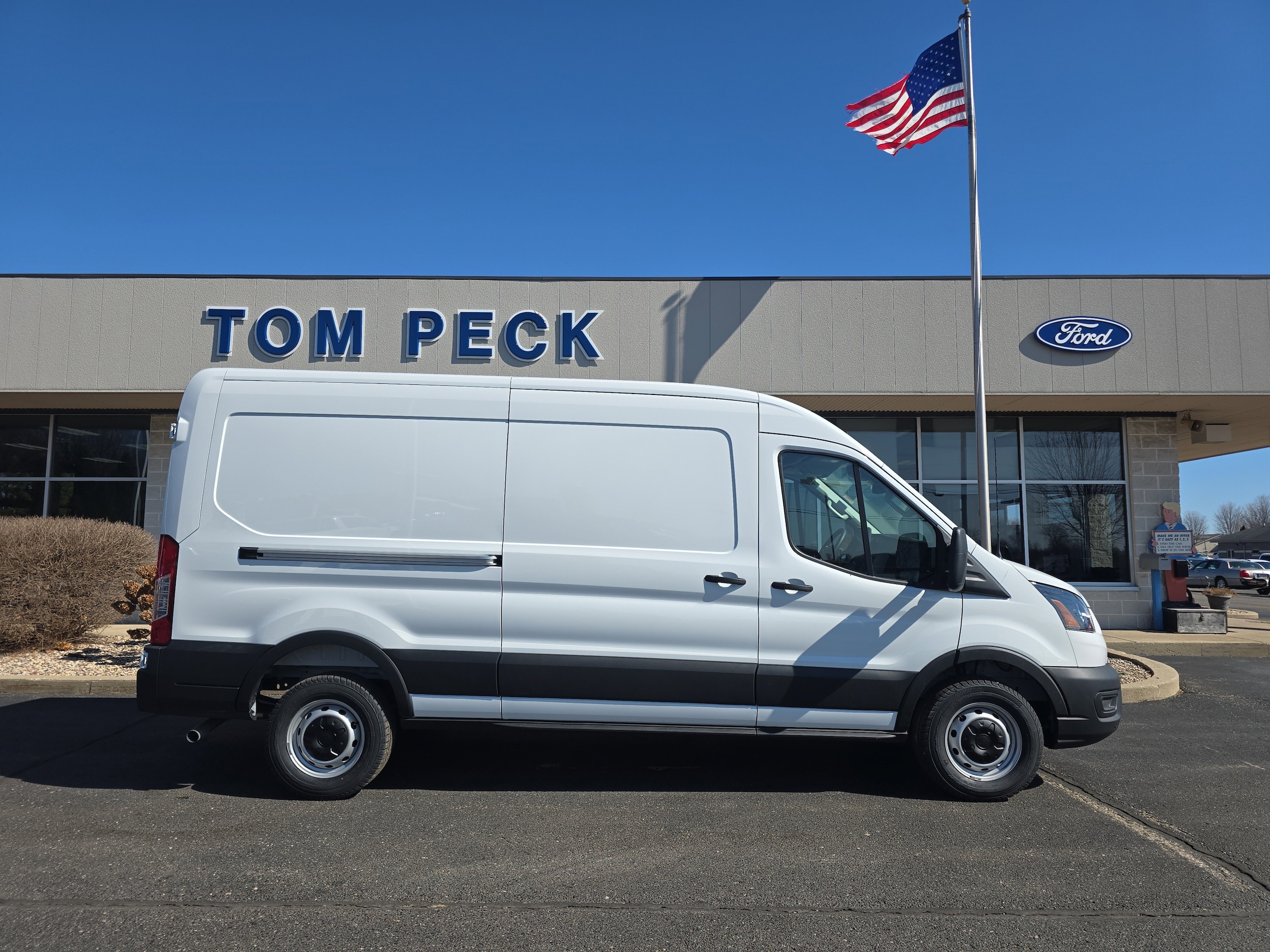 2026 Ford Transit Van Base - Photo 6