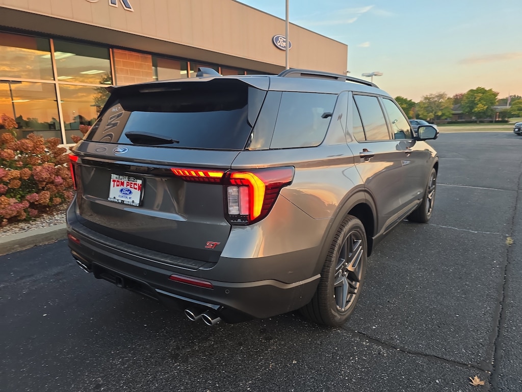 New 2025 Ford Explorer ST SUV