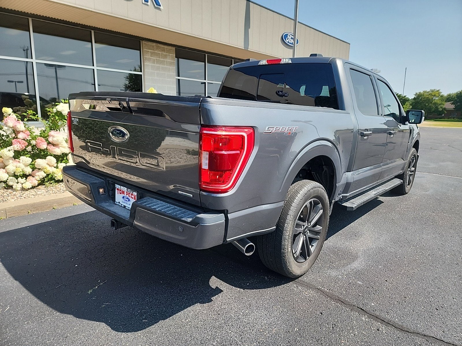 Used 2022 Ford F-150 XLT with VIN 1FTFW1E82NKD71895 for sale in Clinton, WI