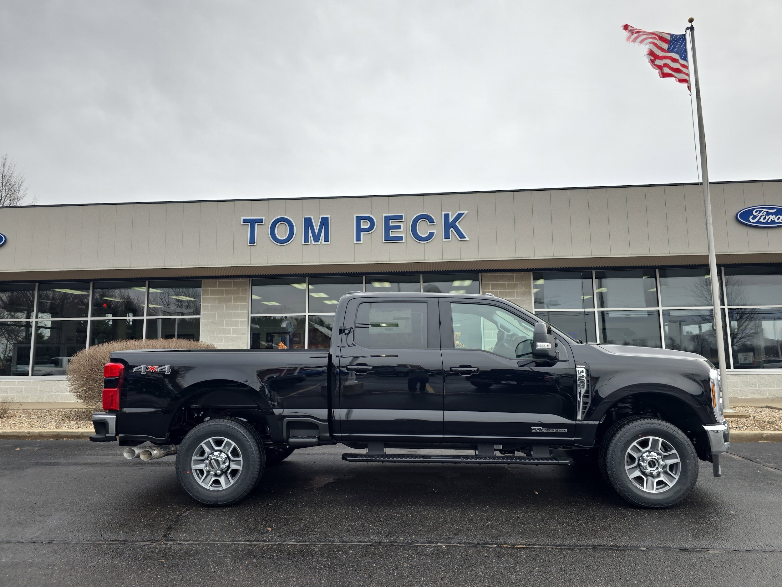 2026 Ford F-350 Super Duty Lariat - Photo 6