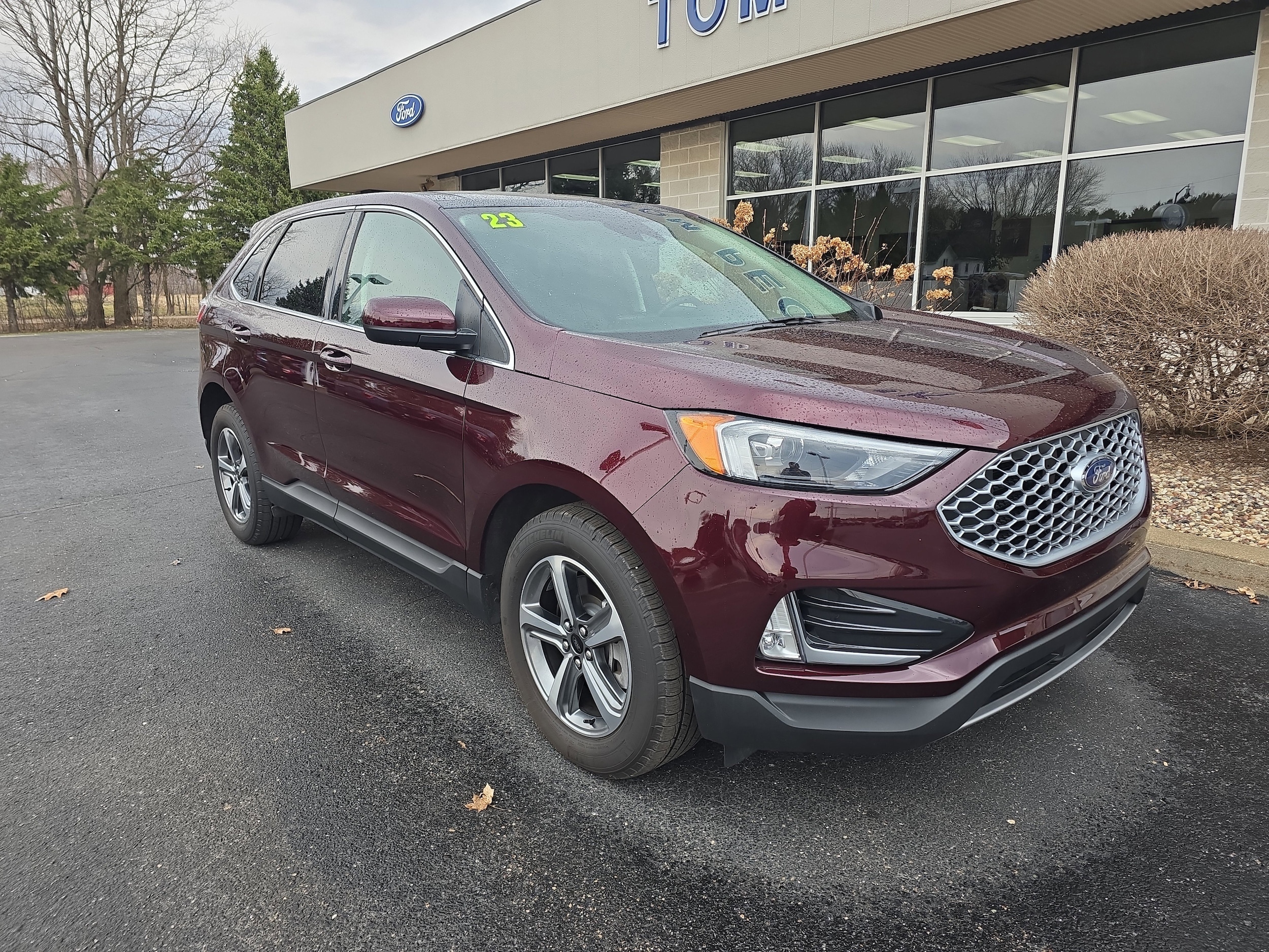 2023 Ford Edge SEL AWD's photo