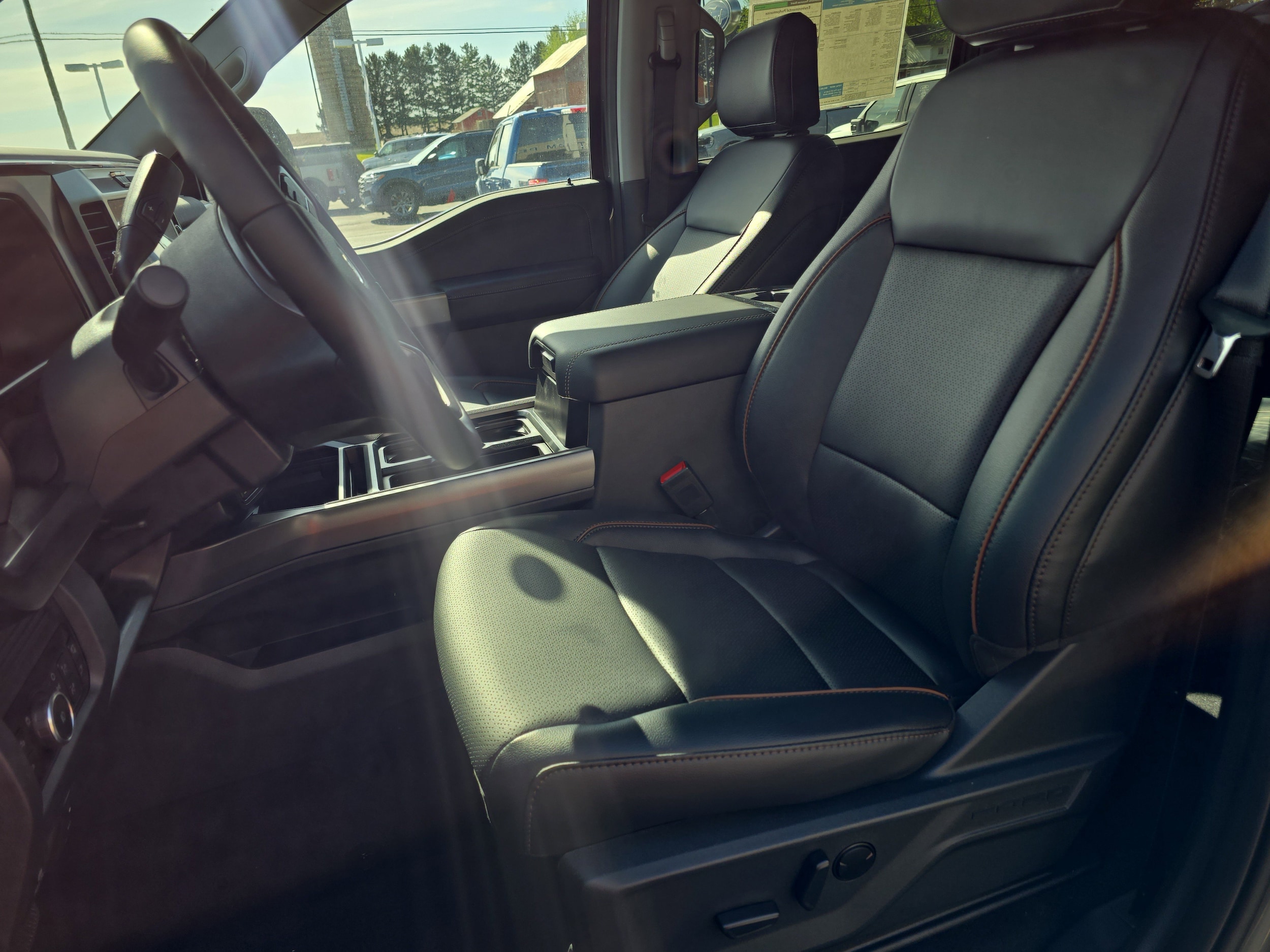 2026 Ford F-350 Super Duty Lariat - Photo 9