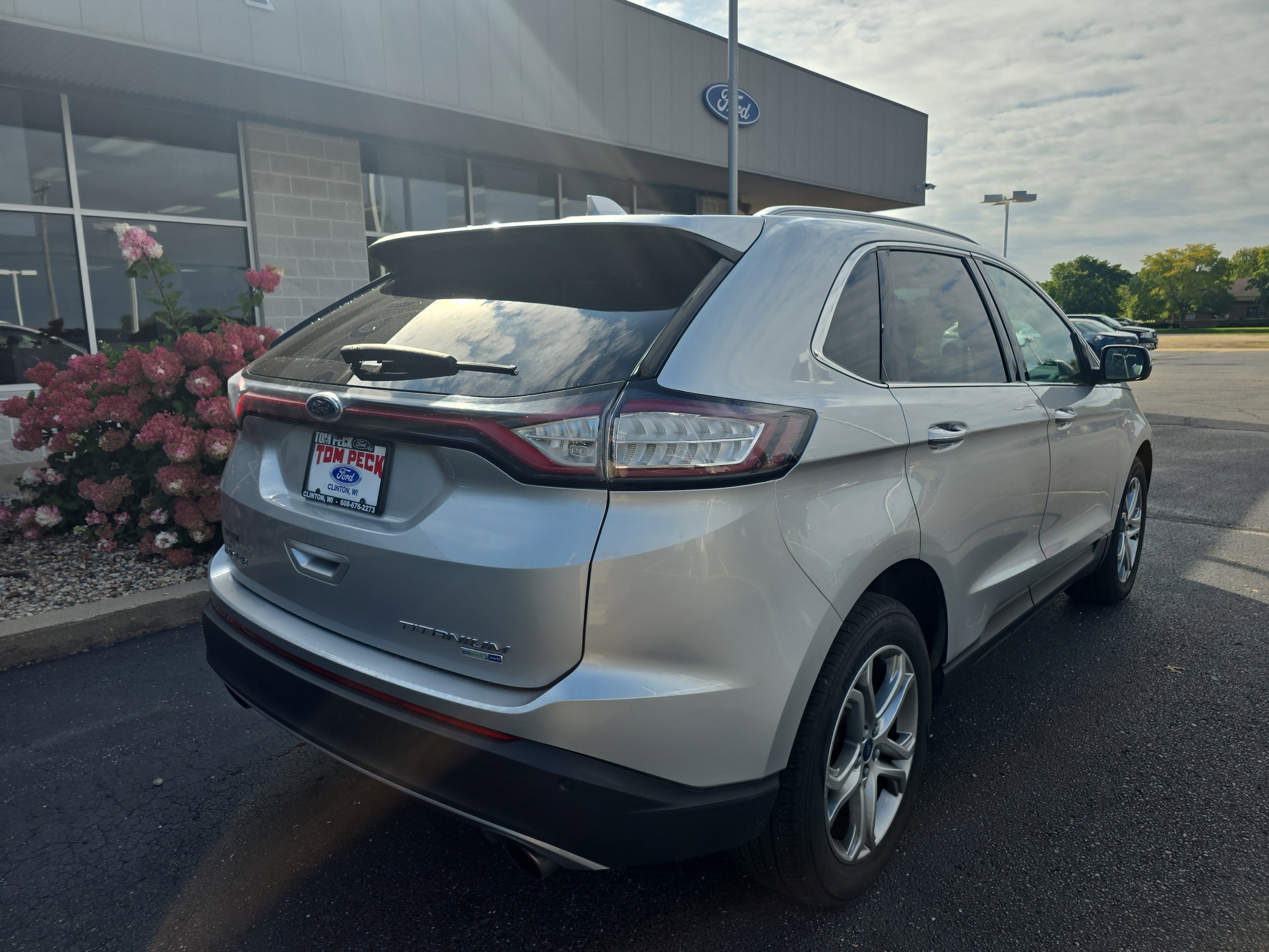 Used 2015 Ford Edge Titanium with VIN 2FMTK4K97FBB53035 for sale in Clinton, WI