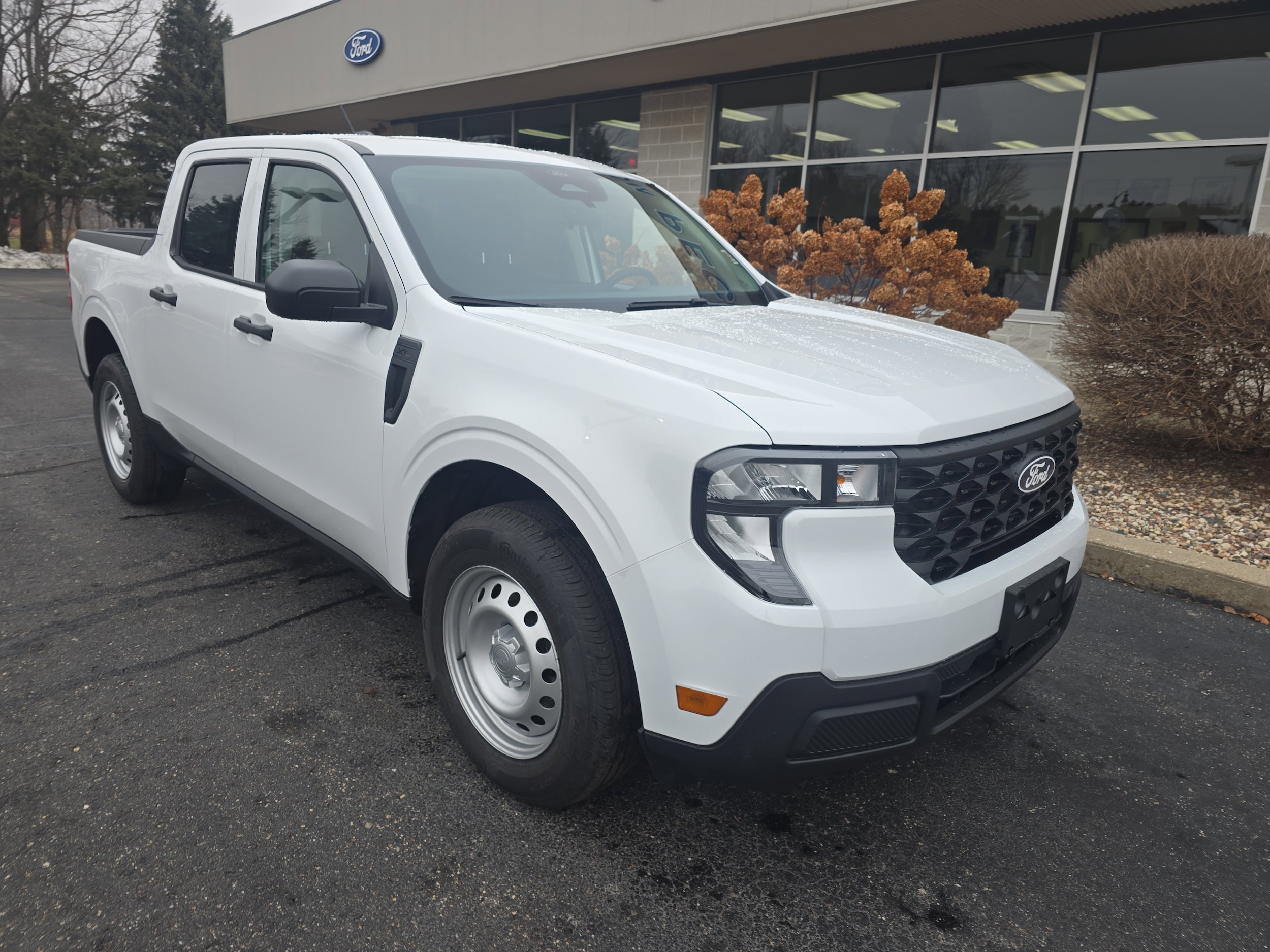 2026 Ford Maverick XL's photo