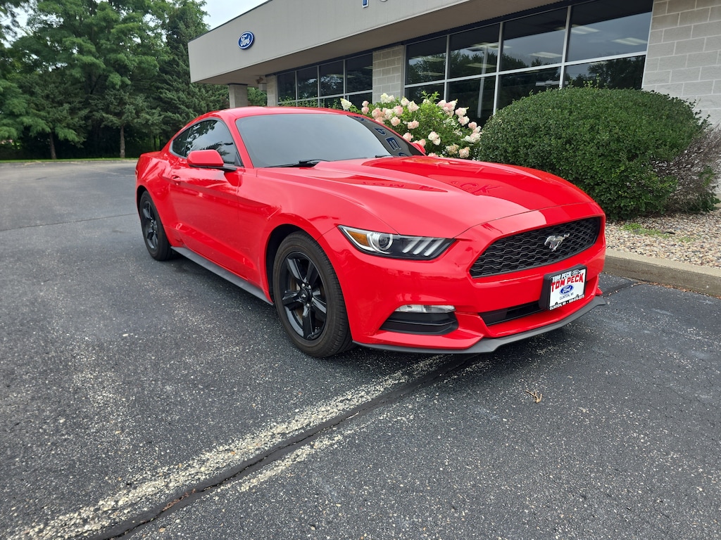 Used 2017 Ford Mustang V6 Coupe
