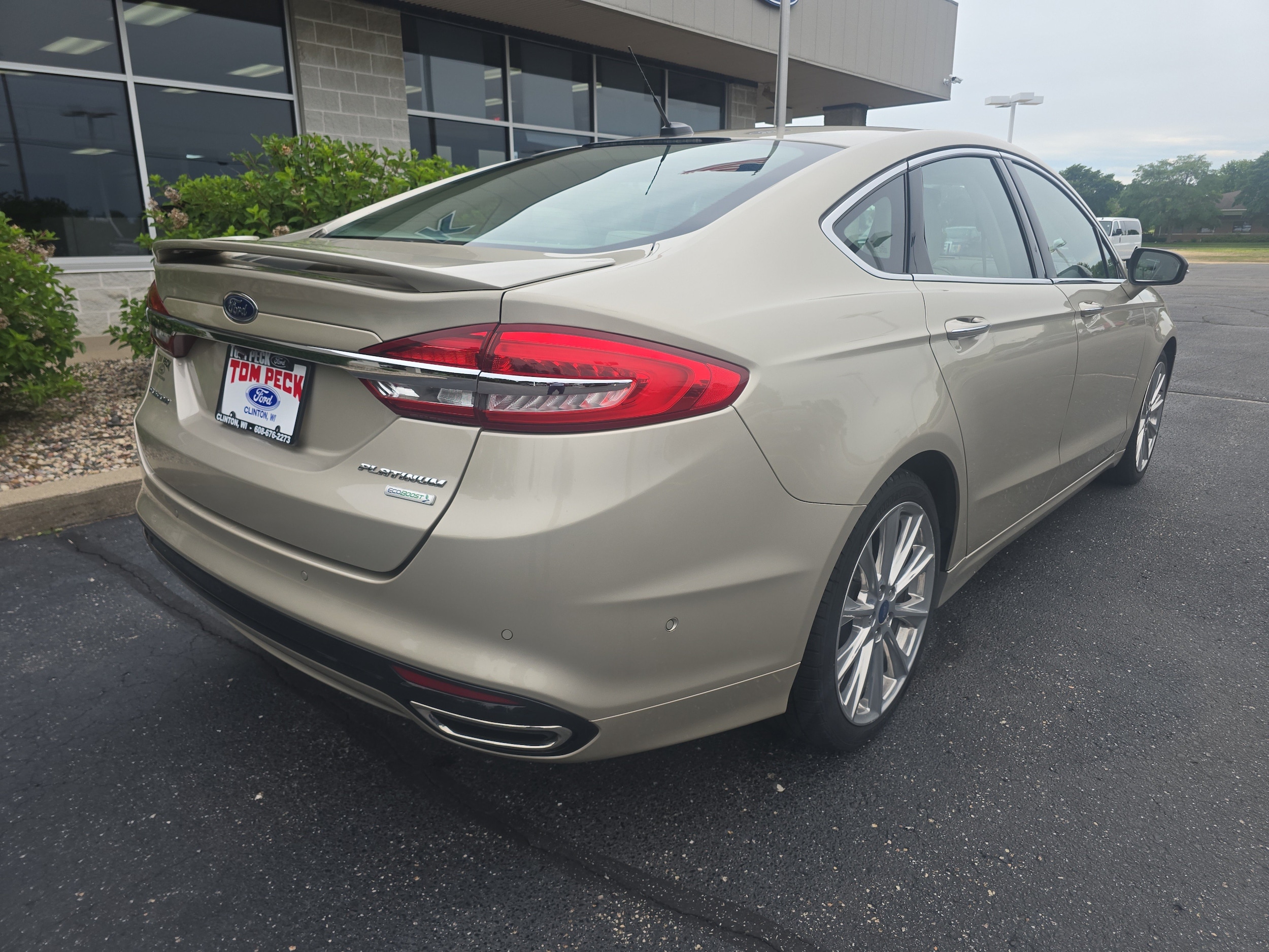 Used 2018 Ford Fusion Platinum with VIN 3FA6P0K95JR148704 for sale in Clinton, WI