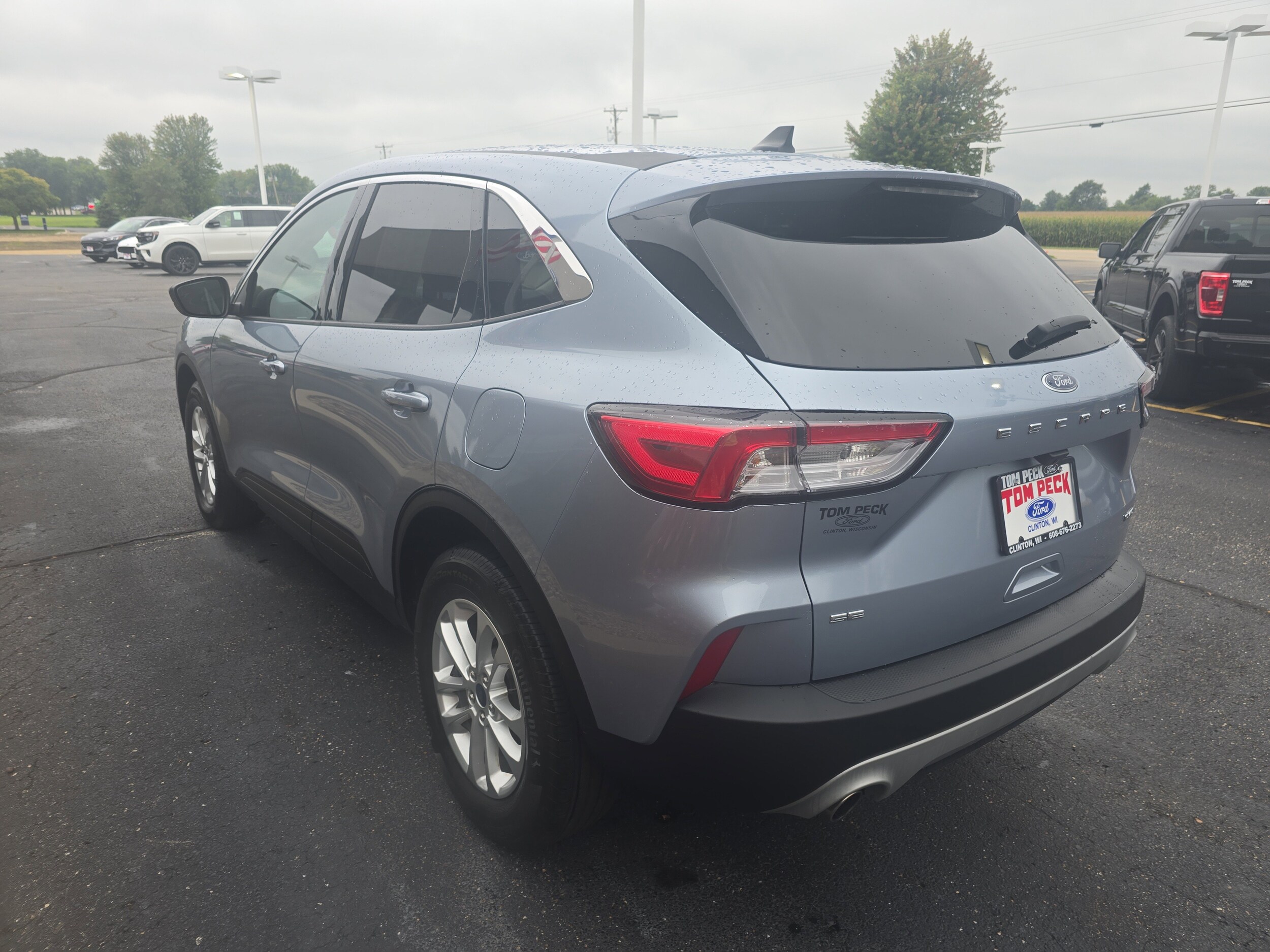 2022 Ford Escape SE photo 4