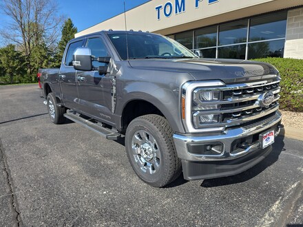 2026 Ford Super Duty F-350&reg; Lariat&reg; TRUCK