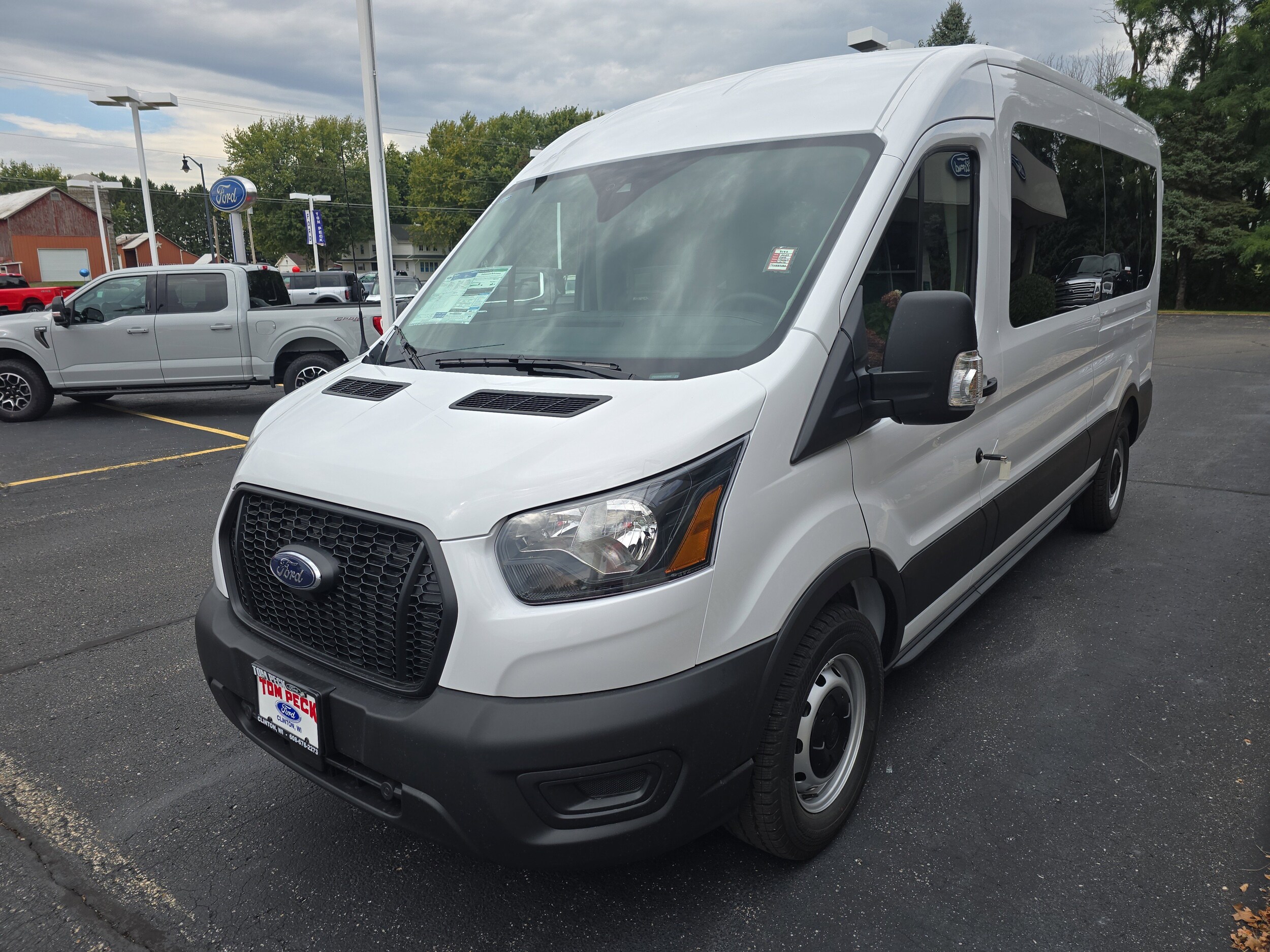 2025 Ford Transit Passenger Van XL photo 3
