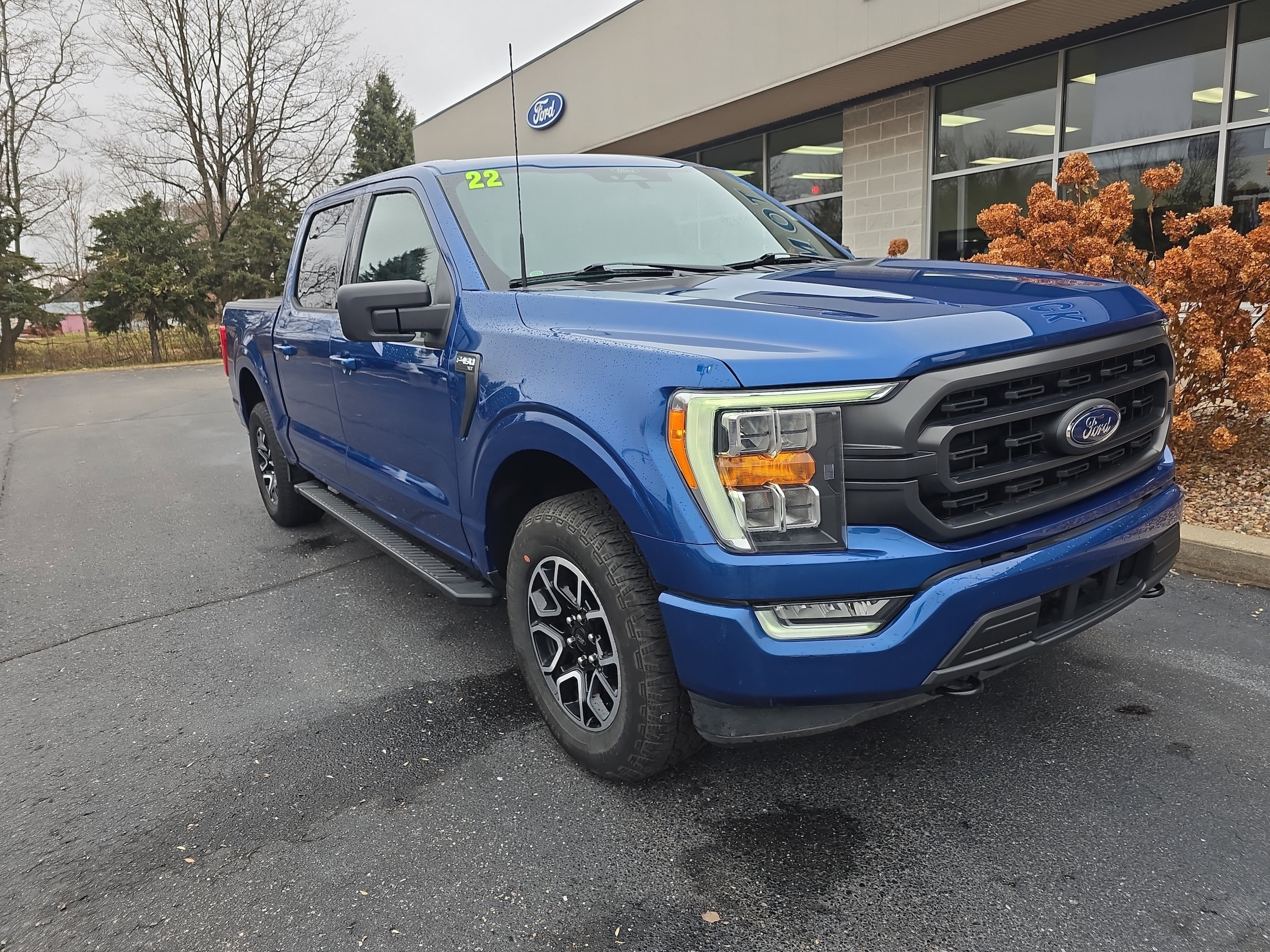 2022 Ford F-150 XLT's photo