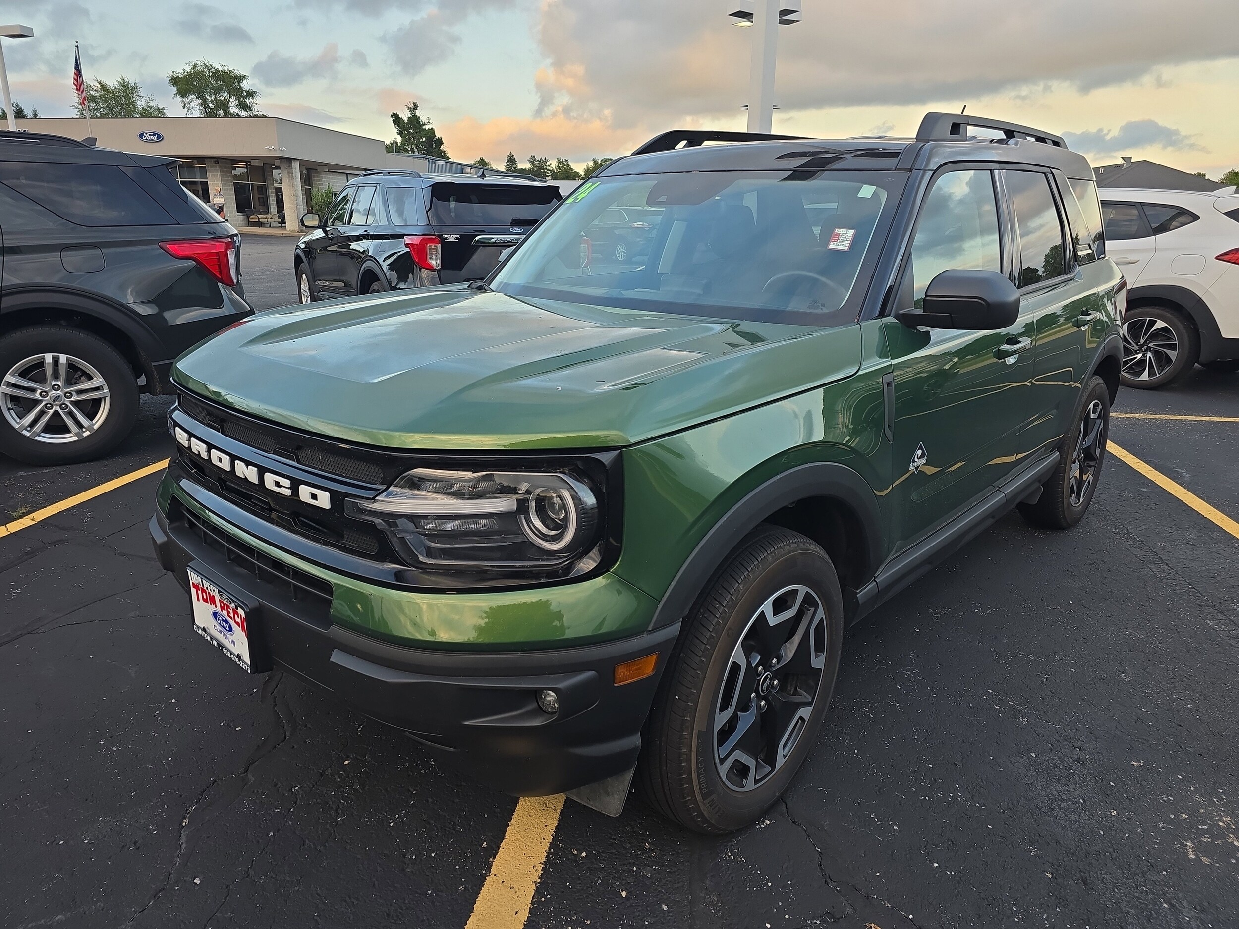 2024 Ford Bronco Sport Outer Banks photo 4