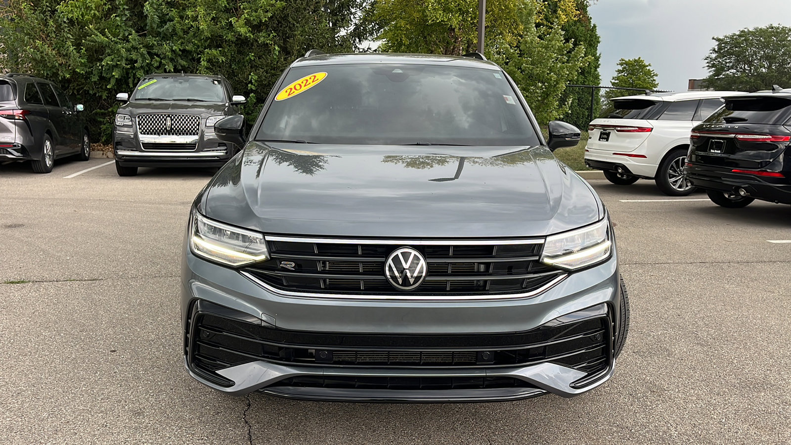 Used 2022 Volkswagen Tiguan SE R-LINE BLACK with VIN 3VV8B7AX7NM101754 for sale in Fishers, IN