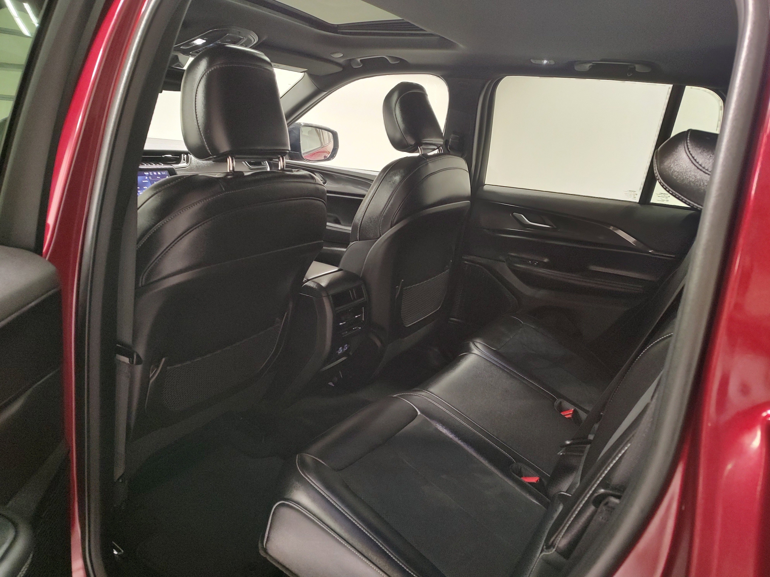 2023 Jeep Grand Cherokee Altitude - Photo 10