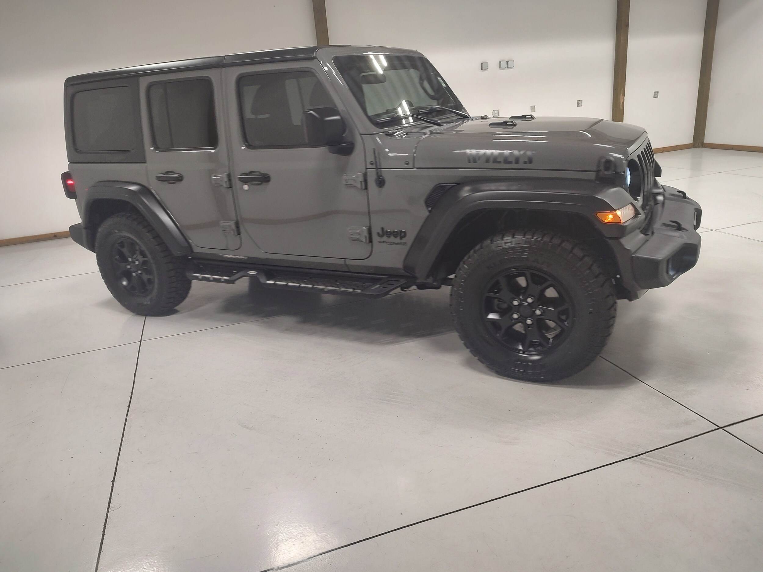 2020 Jeep Wrangler Unlimited Sport Willys photo 2