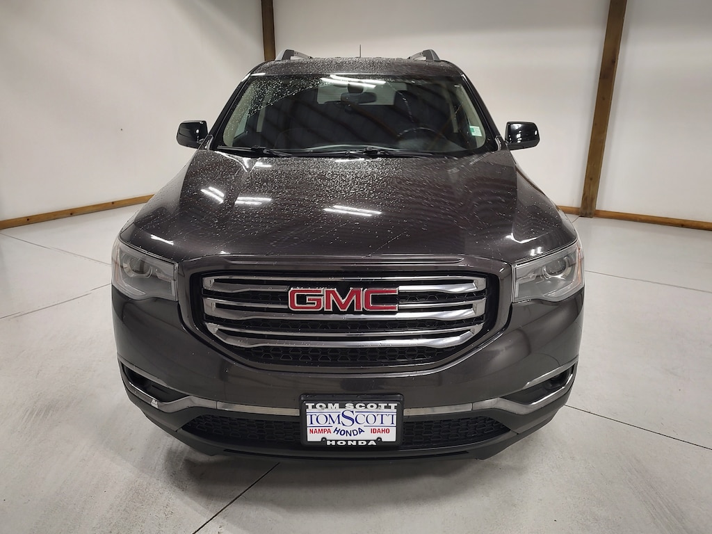 Used 2017 GMC Acadia SLE-2 SUV