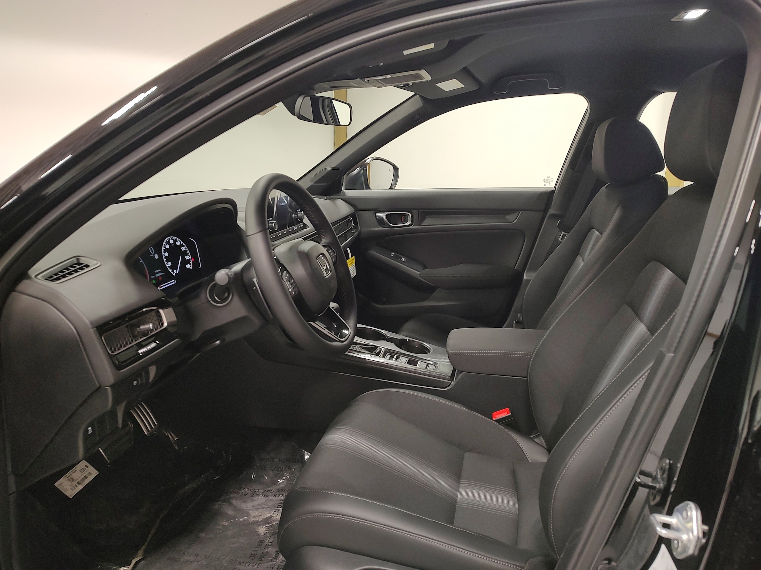 2026 Honda Civic Hatchback Sport - Photo 9