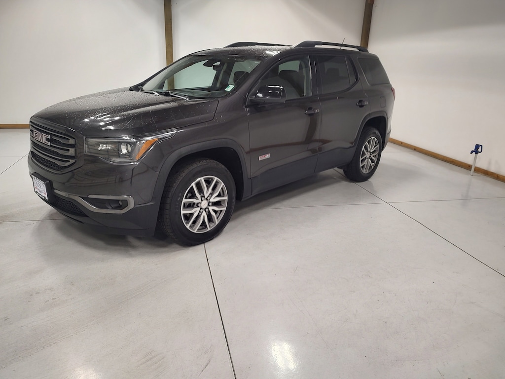 Used 2017 GMC Acadia SLE-2 SUV