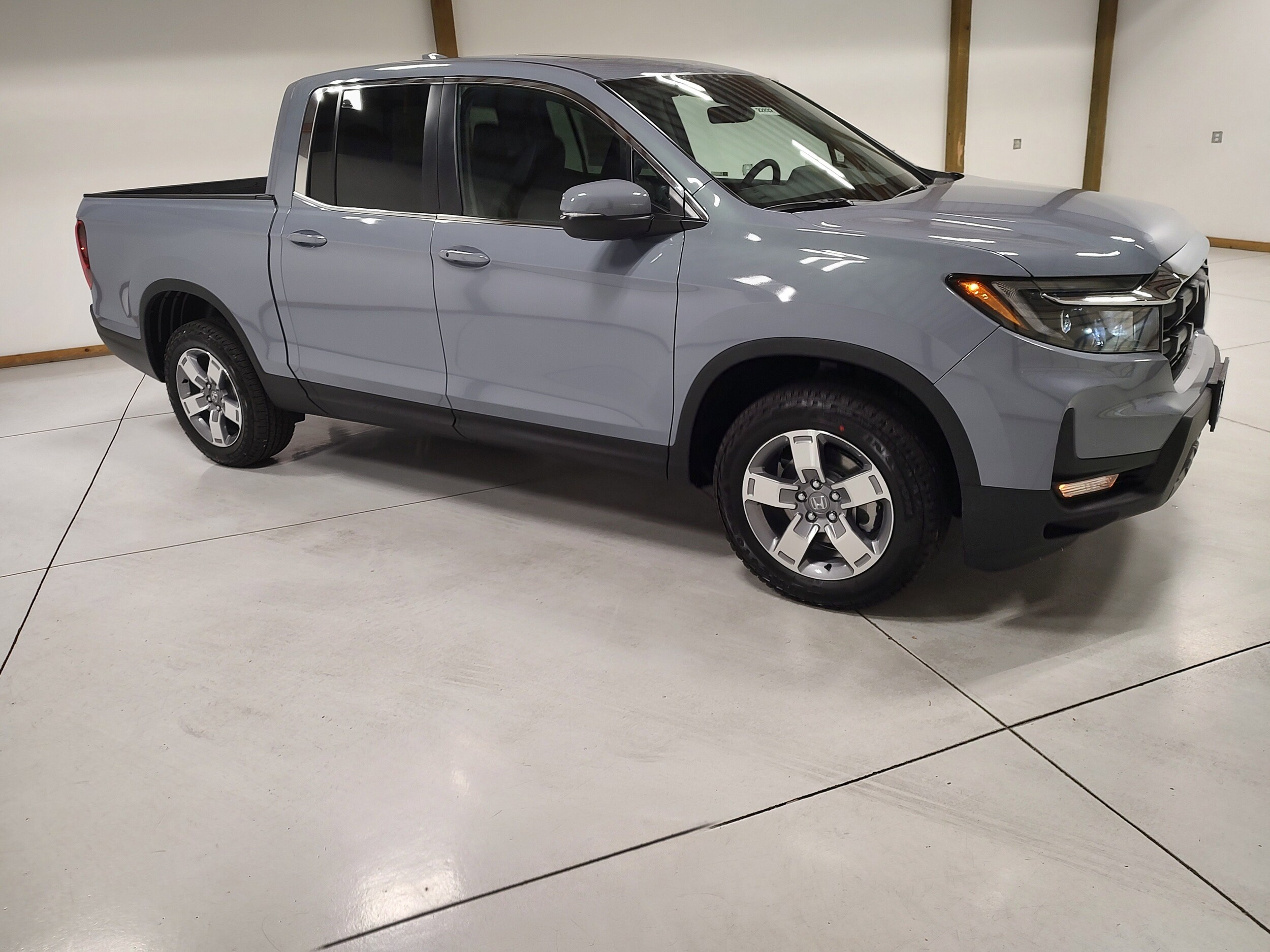 2026 Honda Ridgeline RTL photo 2