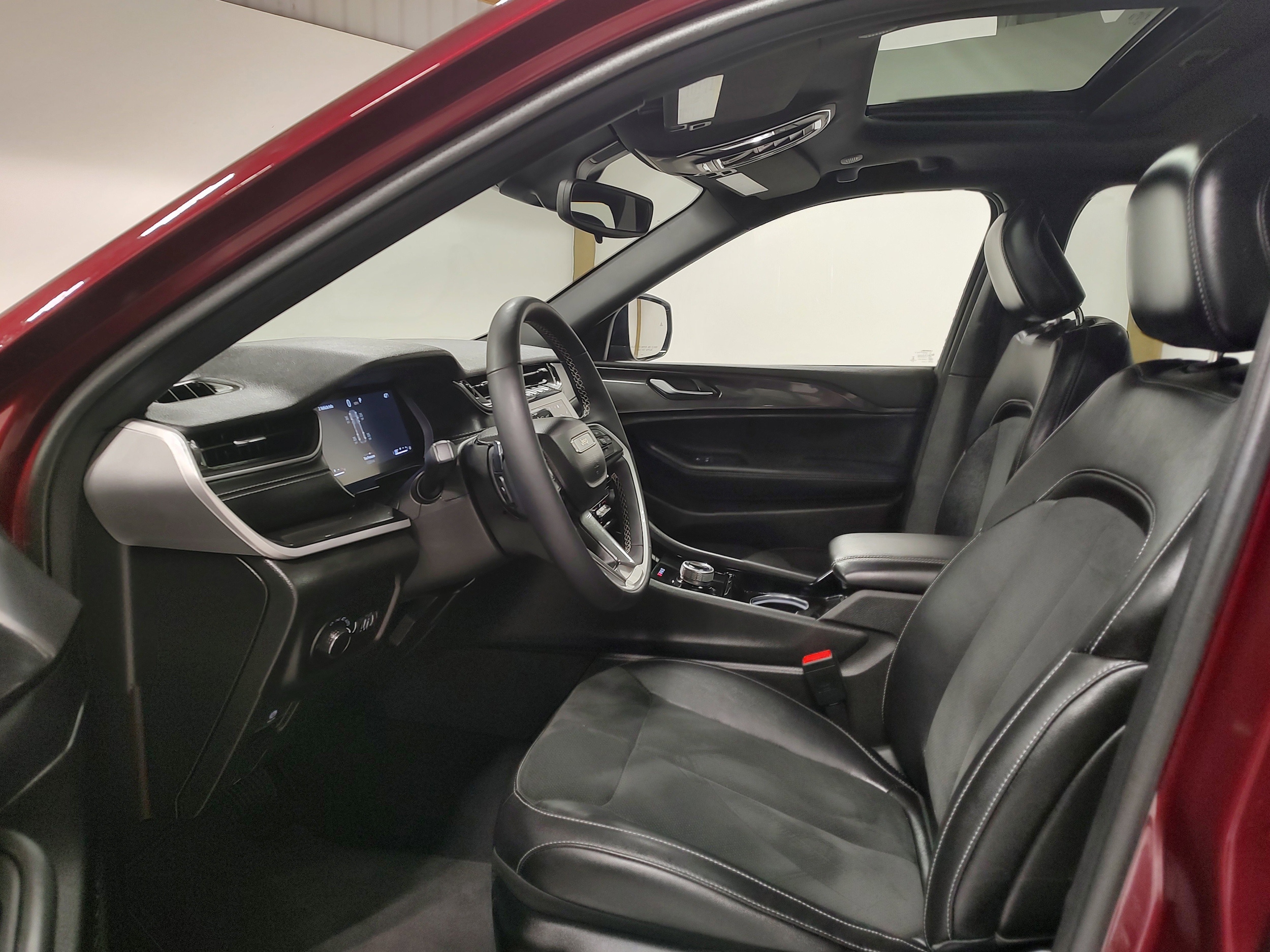 2023 Jeep Grand Cherokee Altitude - Photo 9