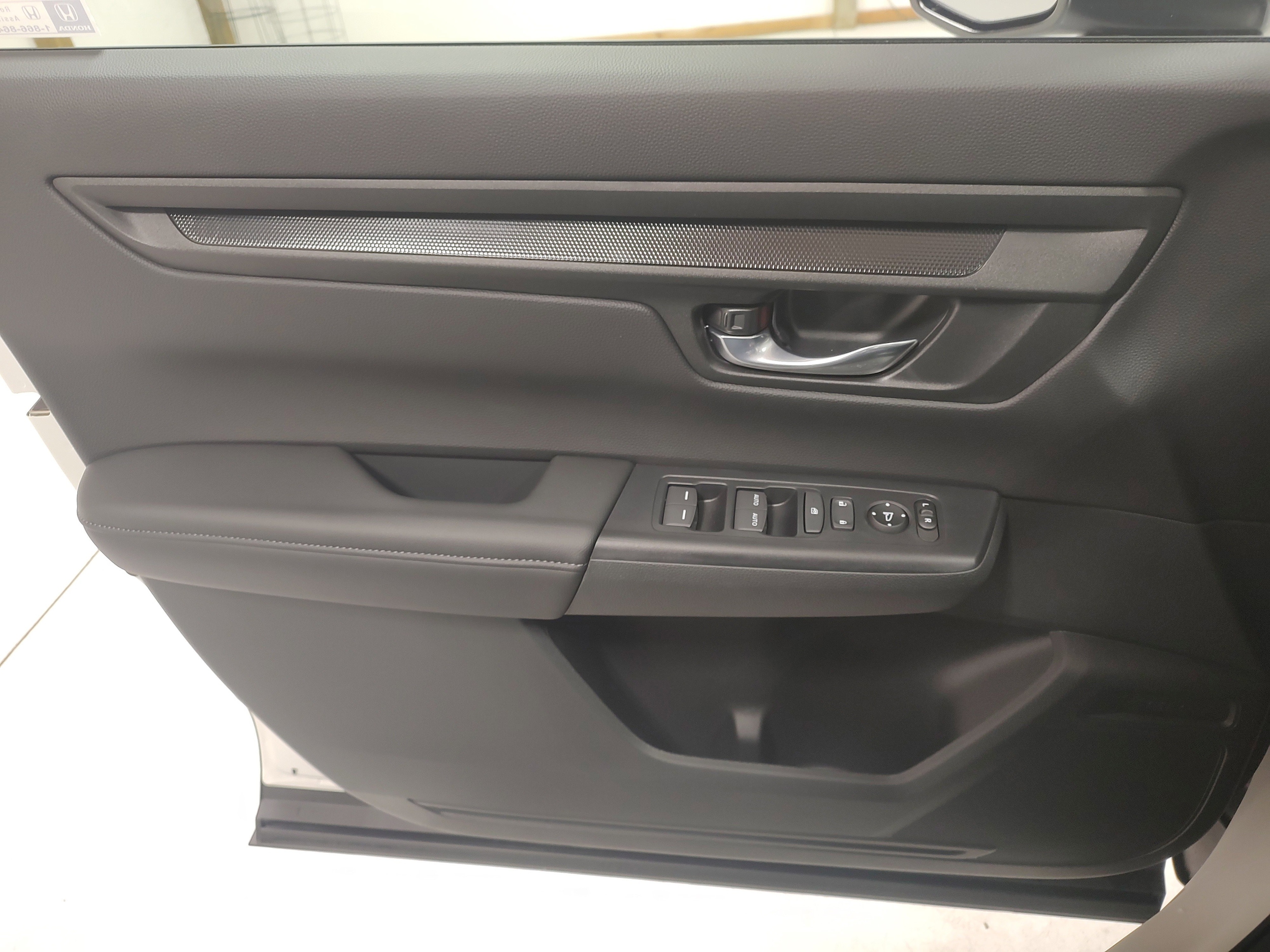 2026 Honda CR-V EX - Photo 8