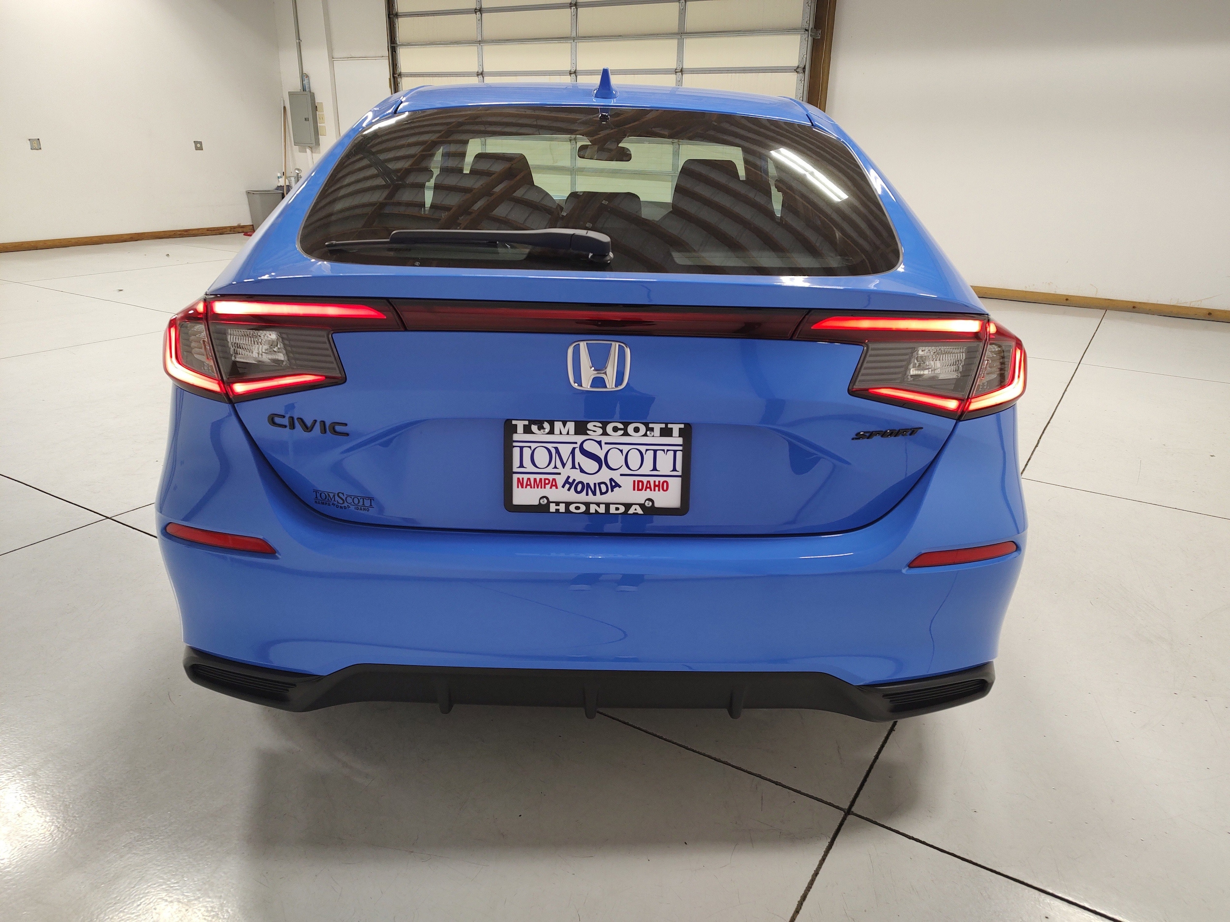 2026 Honda Civic Hatchback Sport - Photo 12