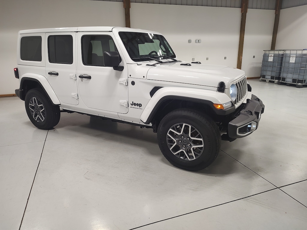 Used 2025 Jeep Wrangler Sahara SUV