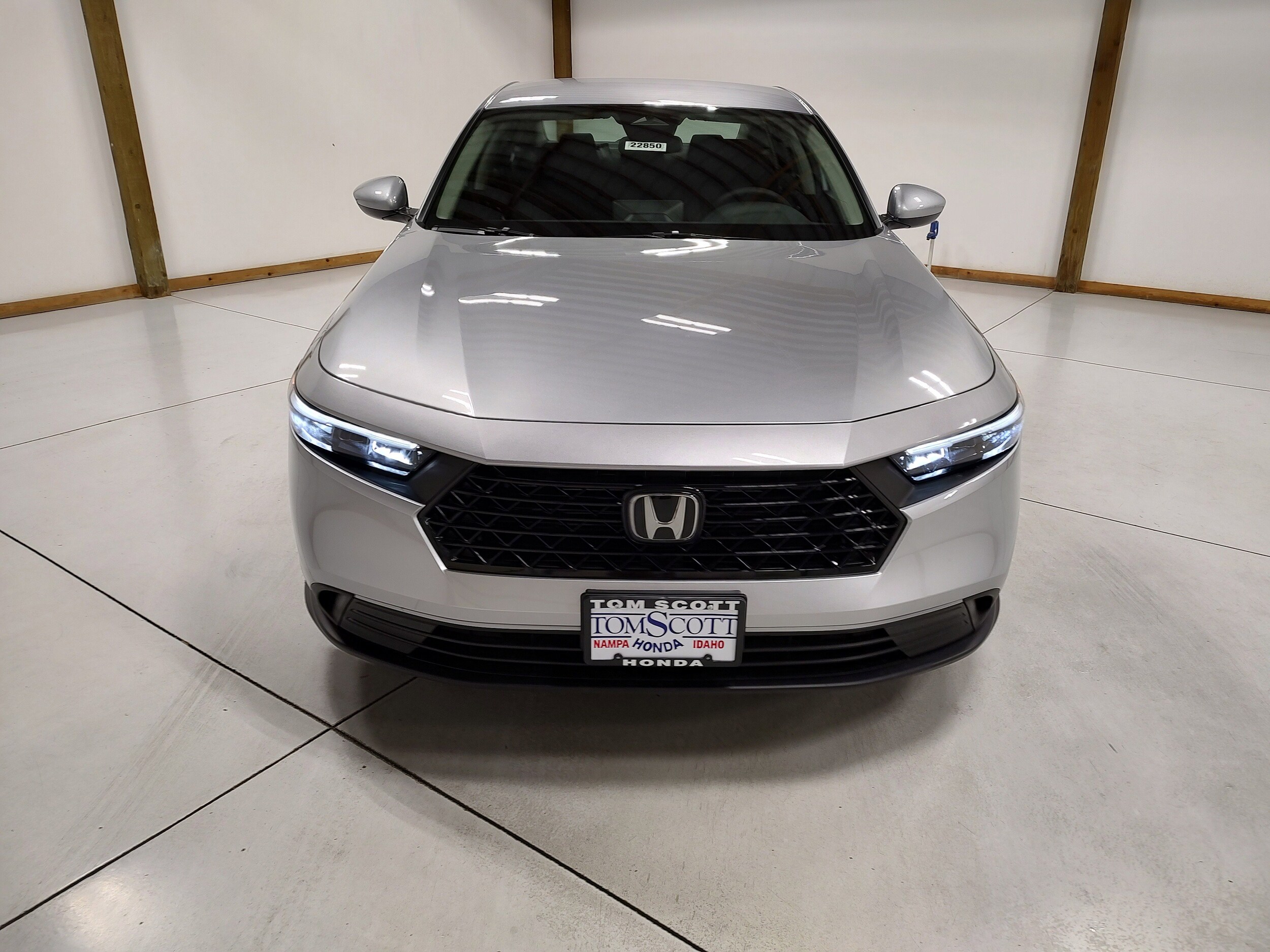 2025 Honda Accord LX photo 2