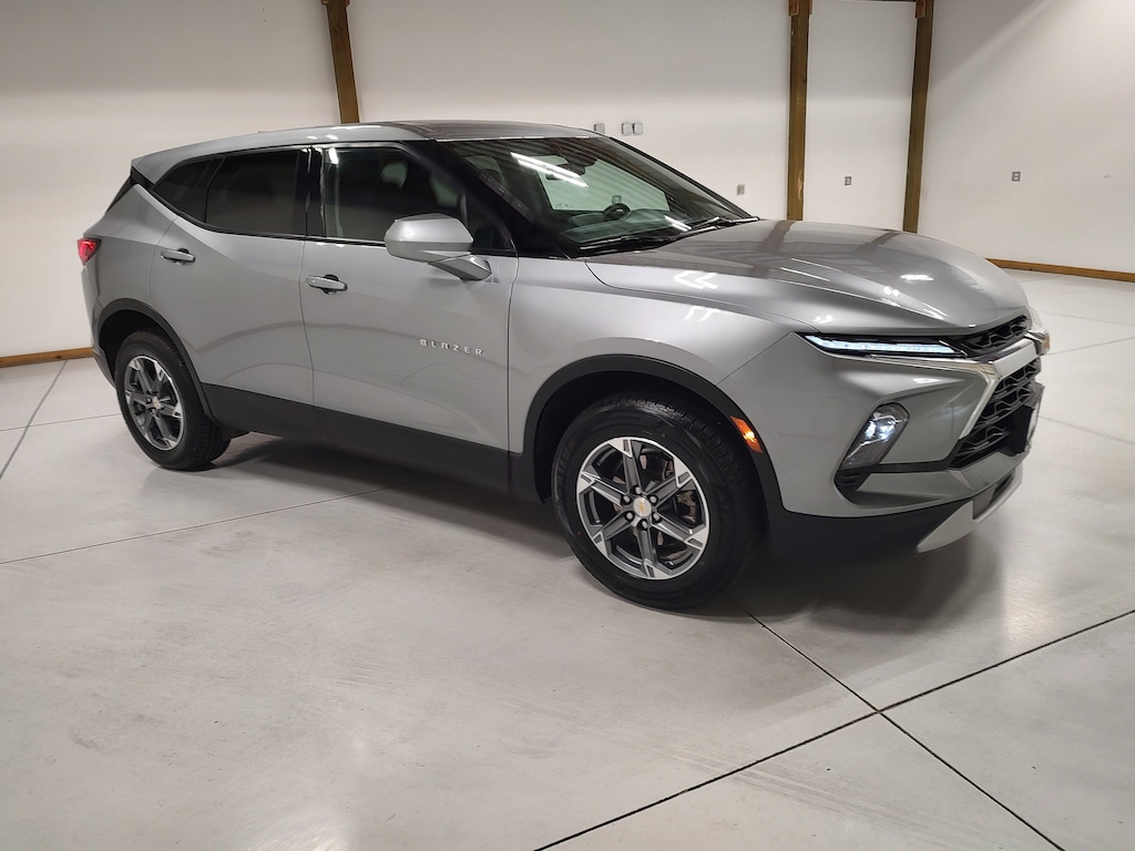 Used 2025 Chevrolet Blazer LT w/2LT SUV