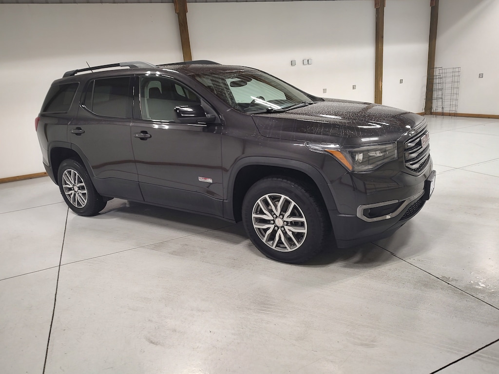 Used 2017 GMC Acadia SLE-2 SUV