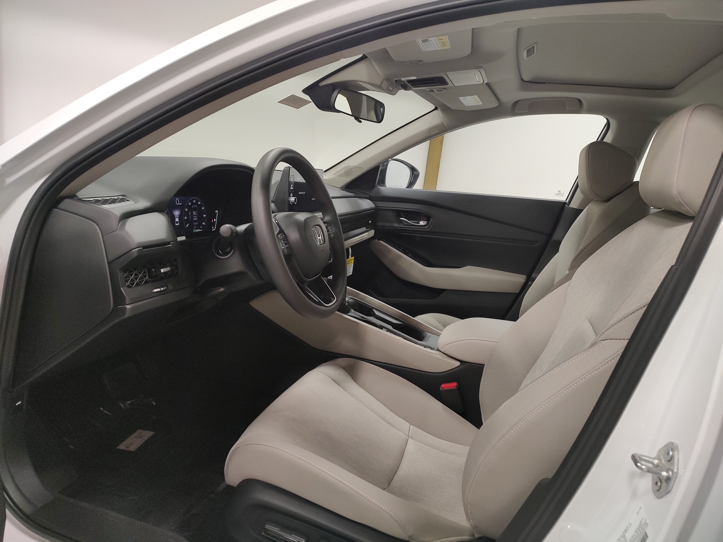 2026 Honda Accord SE - Photo 10