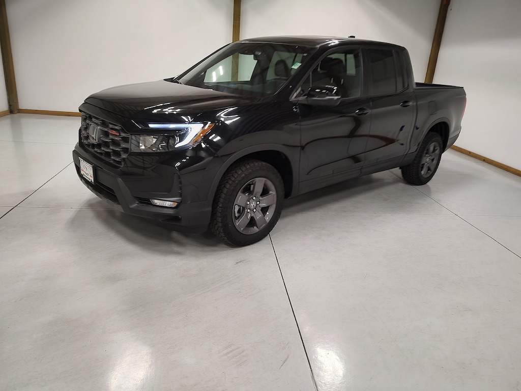 Used 2025 Honda Ridgeline TrailSport Truck Crew Cab