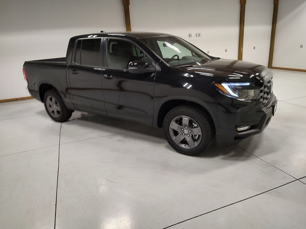 Used 2025 Honda Ridgeline TrailSport Truck Crew Cab