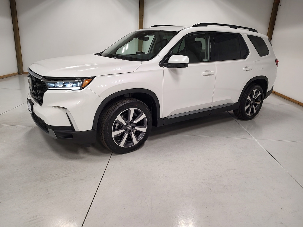 New 2025 Honda Pilot Touring SUV