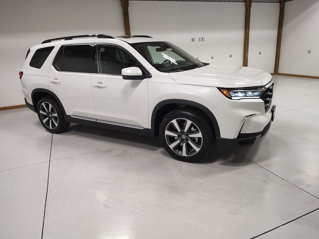 New 2025 Honda Pilot Touring SUV