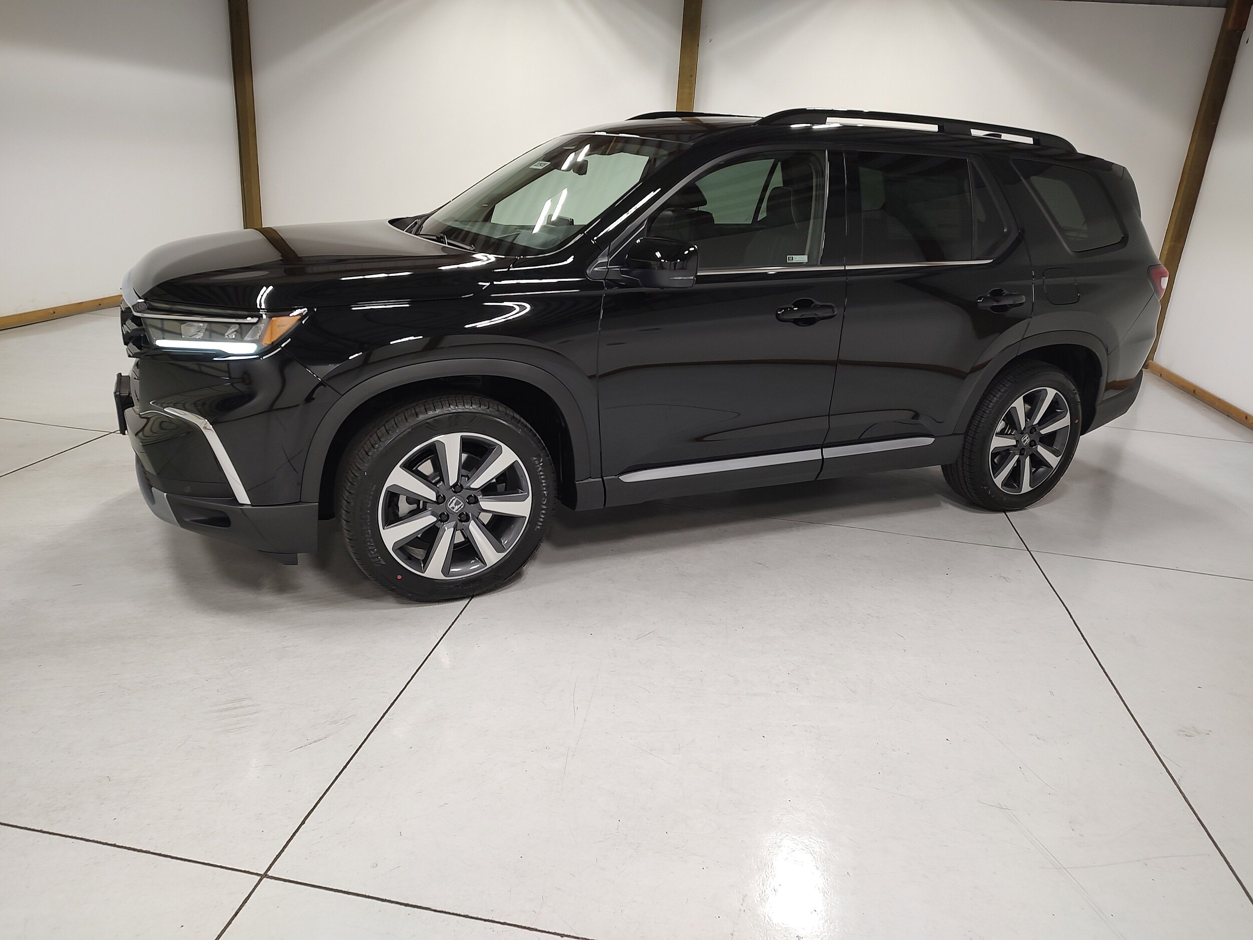 2025 Honda Pilot Elite photo 4