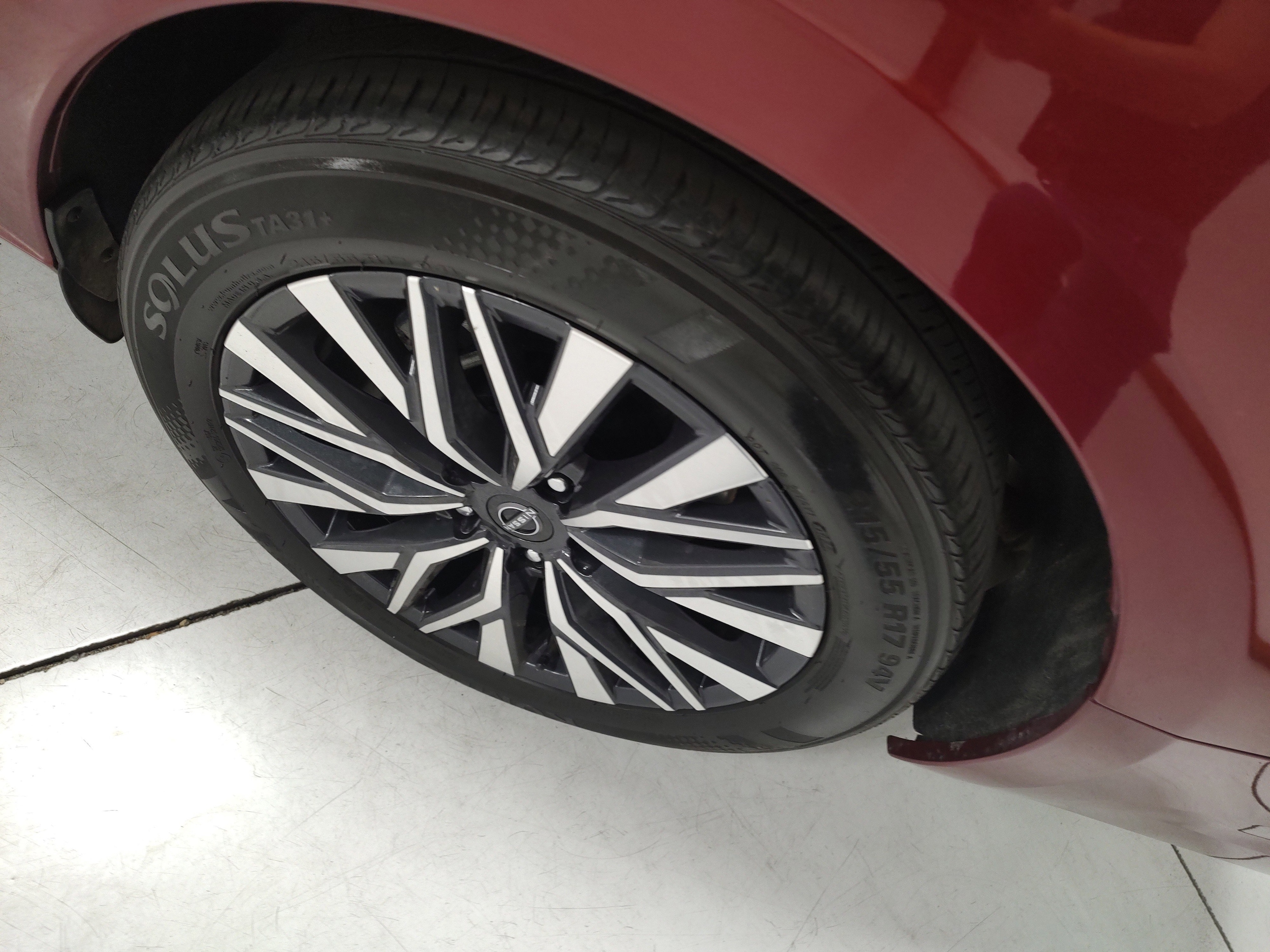 2024 Nissan Altima SV - Photo 14
