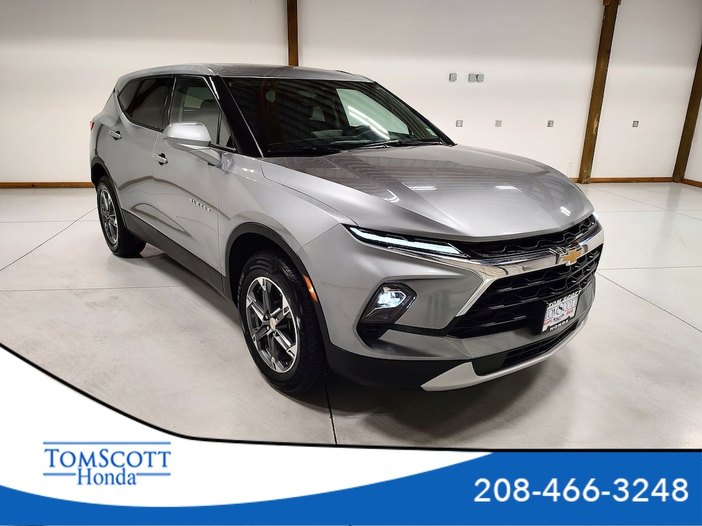 Used 2025 Chevrolet Blazer LT w/2LT SUV