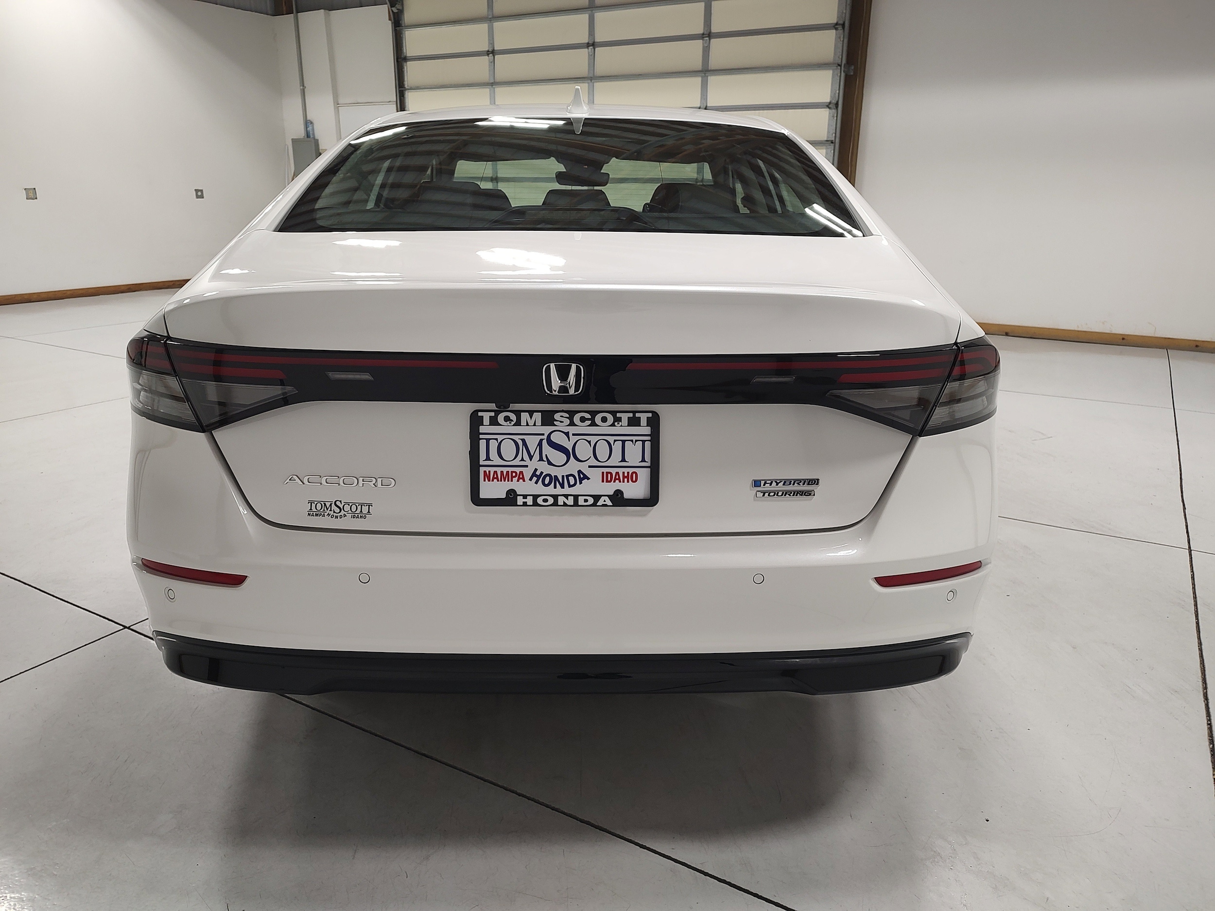 2026 Honda Accord Hybrid Touring - Photo 13