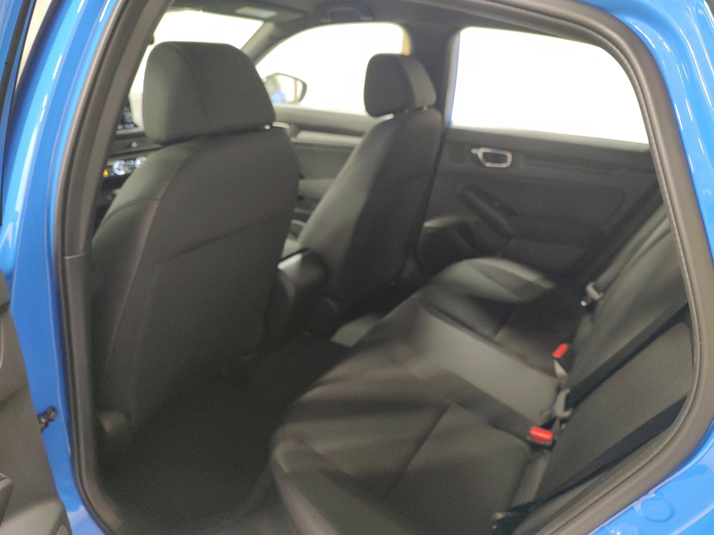 2026 Honda Civic Hatchback Sport - Photo 11