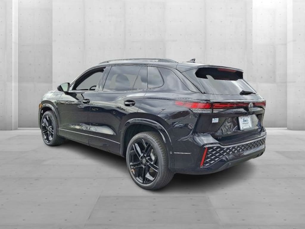 New 2026 Volkswagen Tiguan 2.0T SE R-Line Black SUV