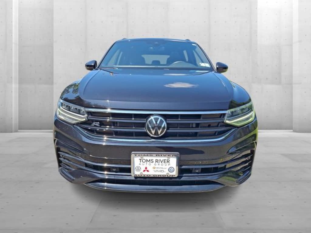 Certified 2023 Volkswagen Tiguan 2.0T SE R-Line Black SUV